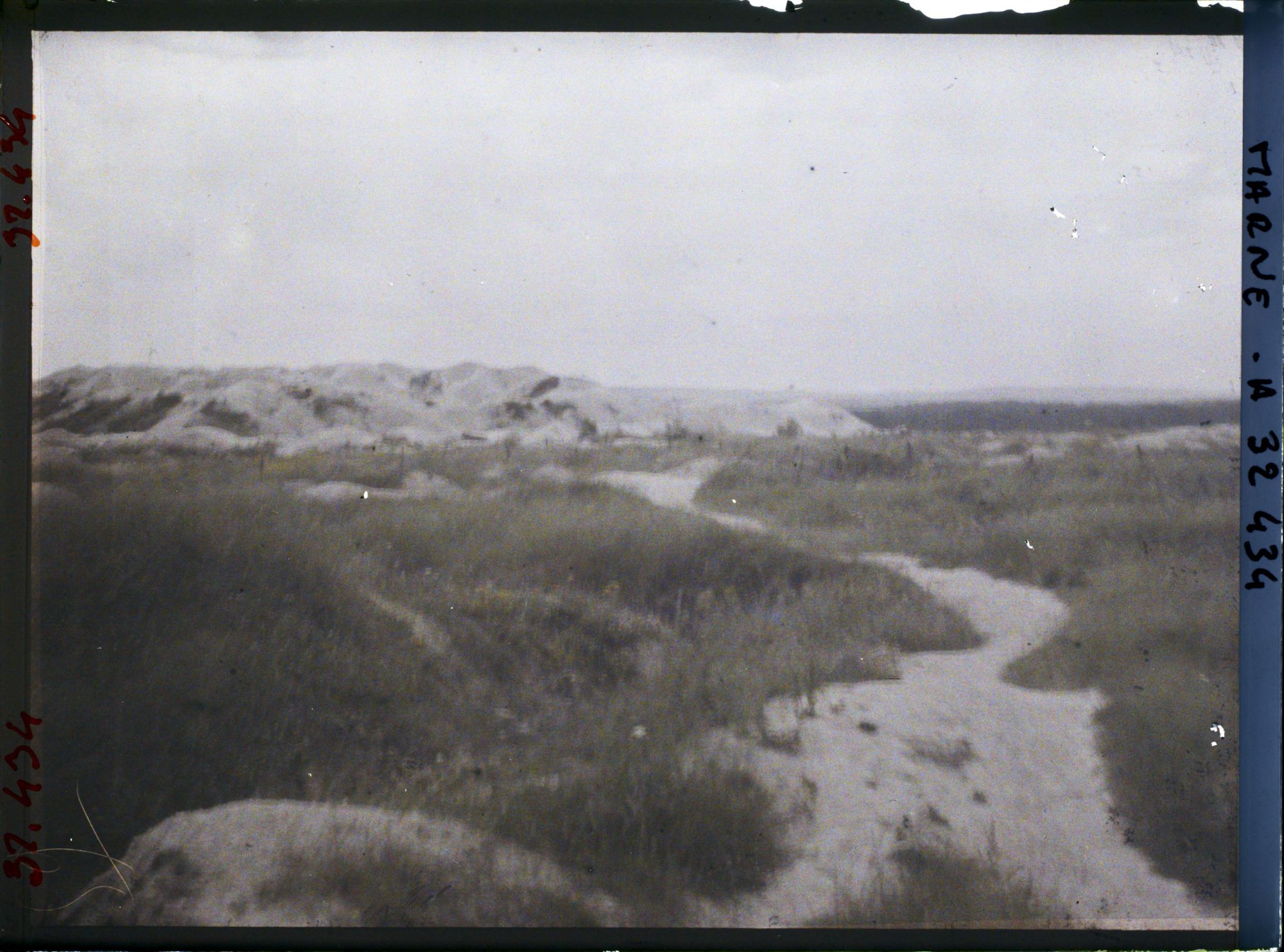 Image représentant France, Reims, Le fort, et ancien Chemin de relève