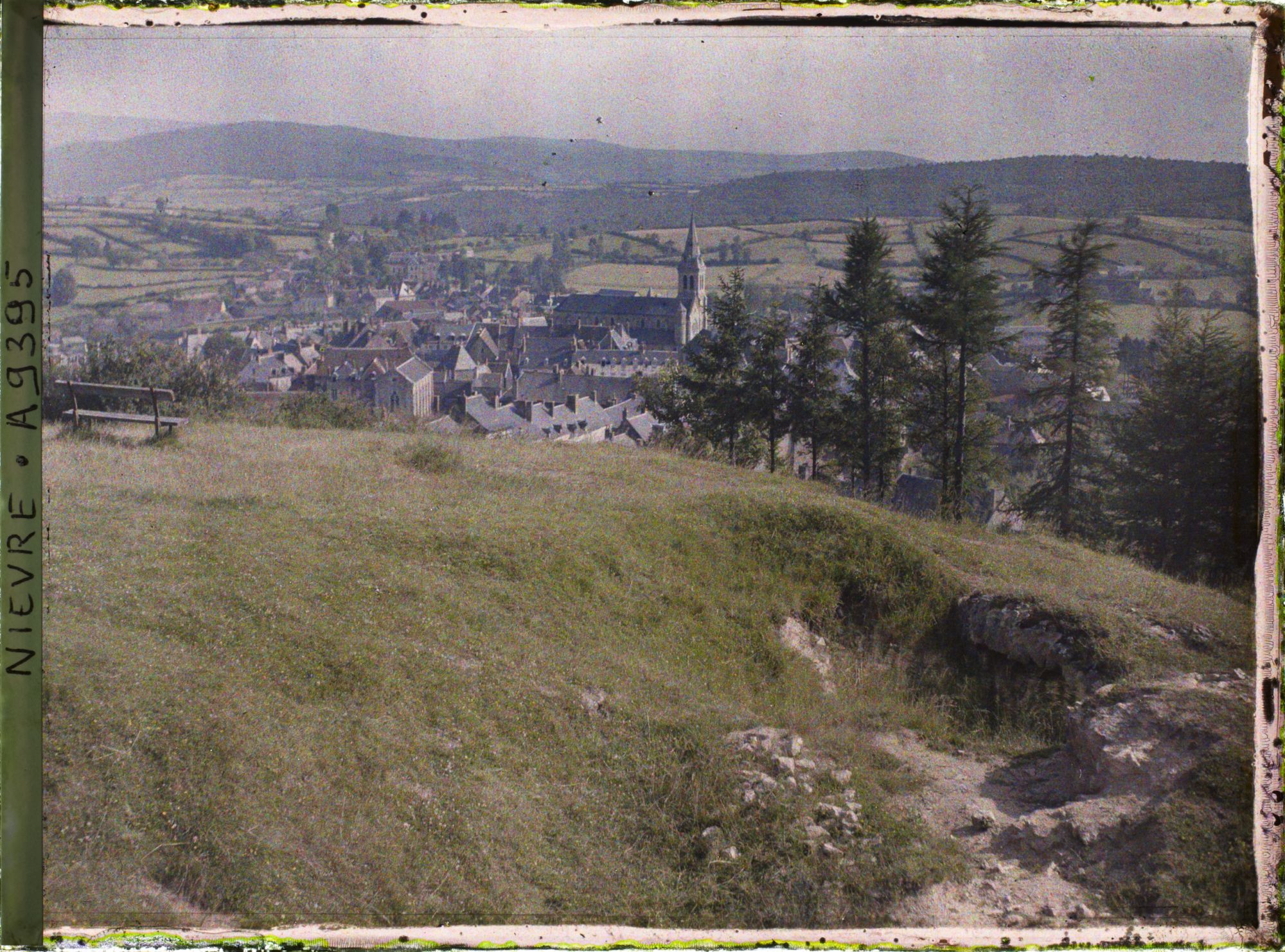 Image représentant Vue du village avec l'église Saint-Romain