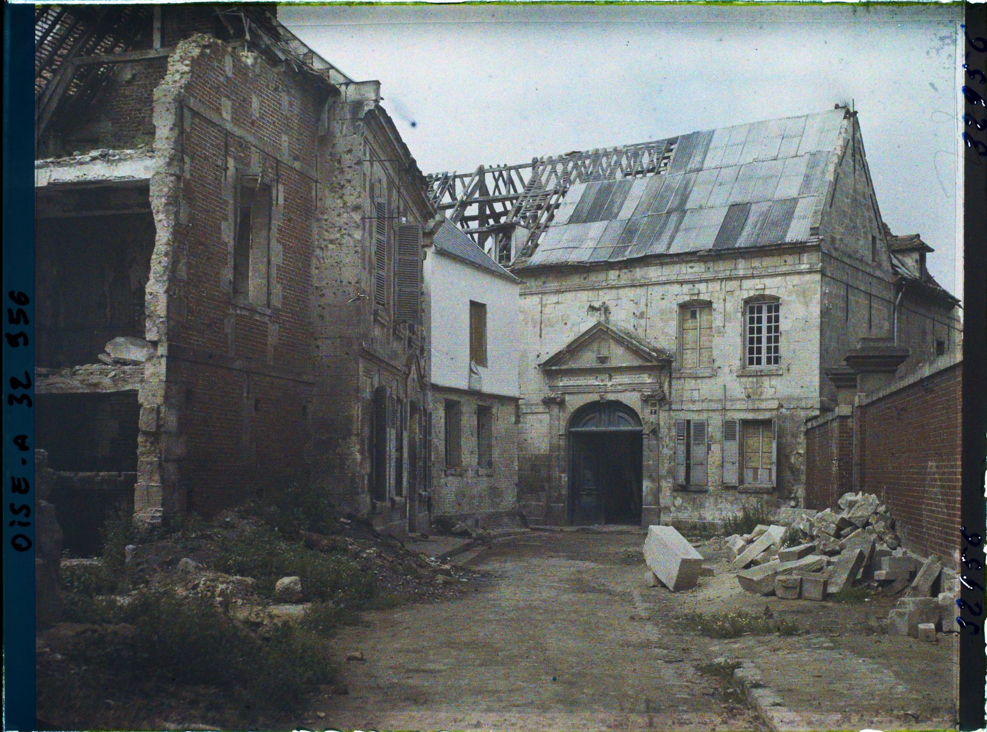 Image représentant France, Noyon, Ruines de l'Ancien Hôpital