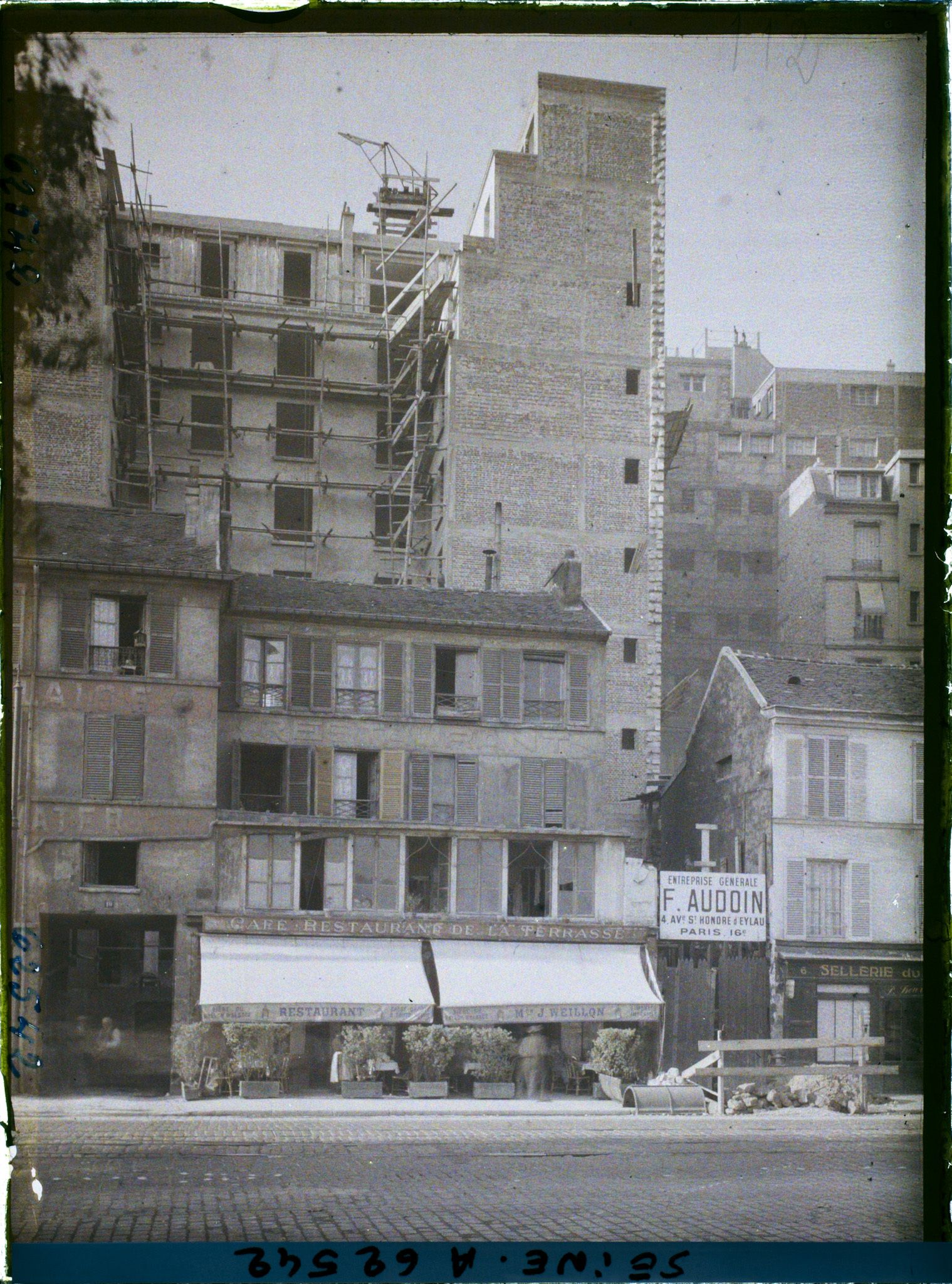 Image représentant Construction de nouveaux immeubles quai de Passy