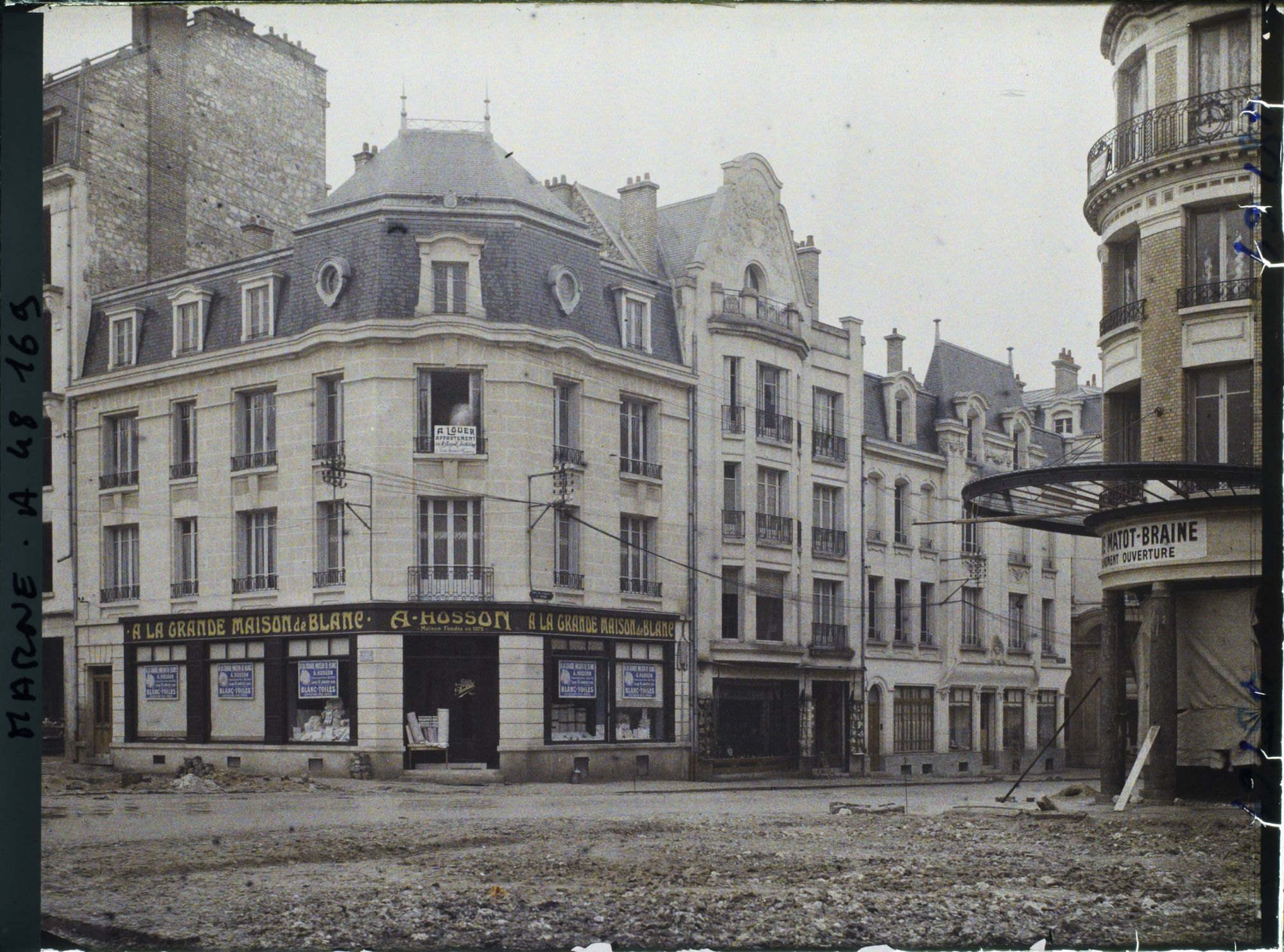 Image représentant France, Reims, Angle du Cours Langlet et Rue du Cadran St Pierre