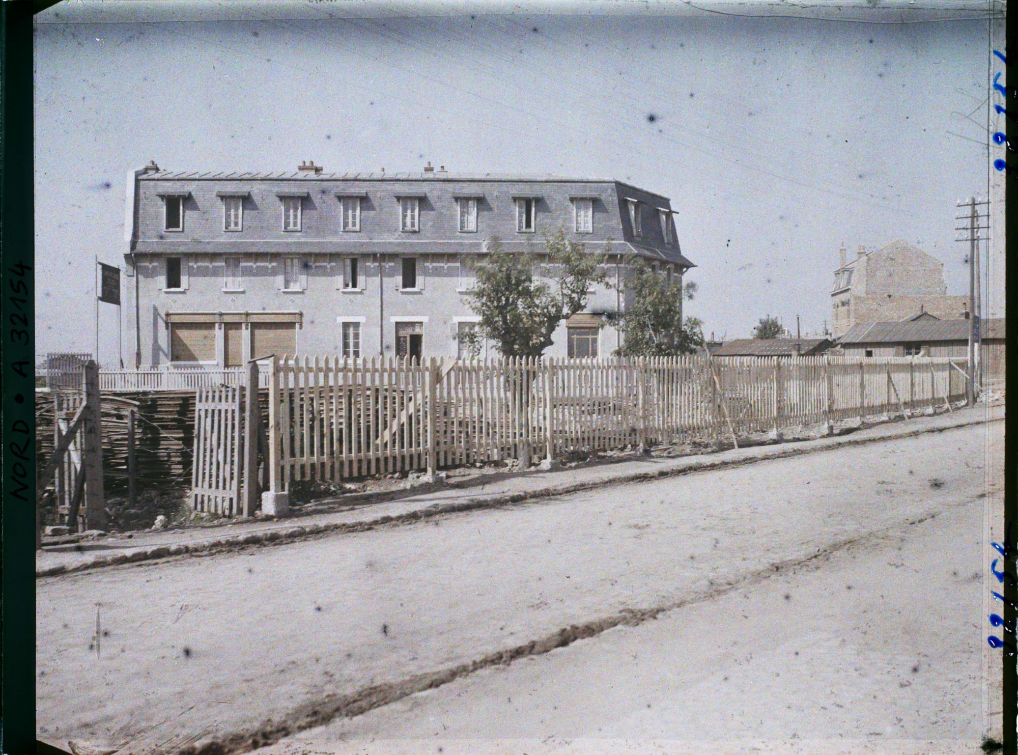 Image représentant France, La Bassée, Hôtel reconstruit