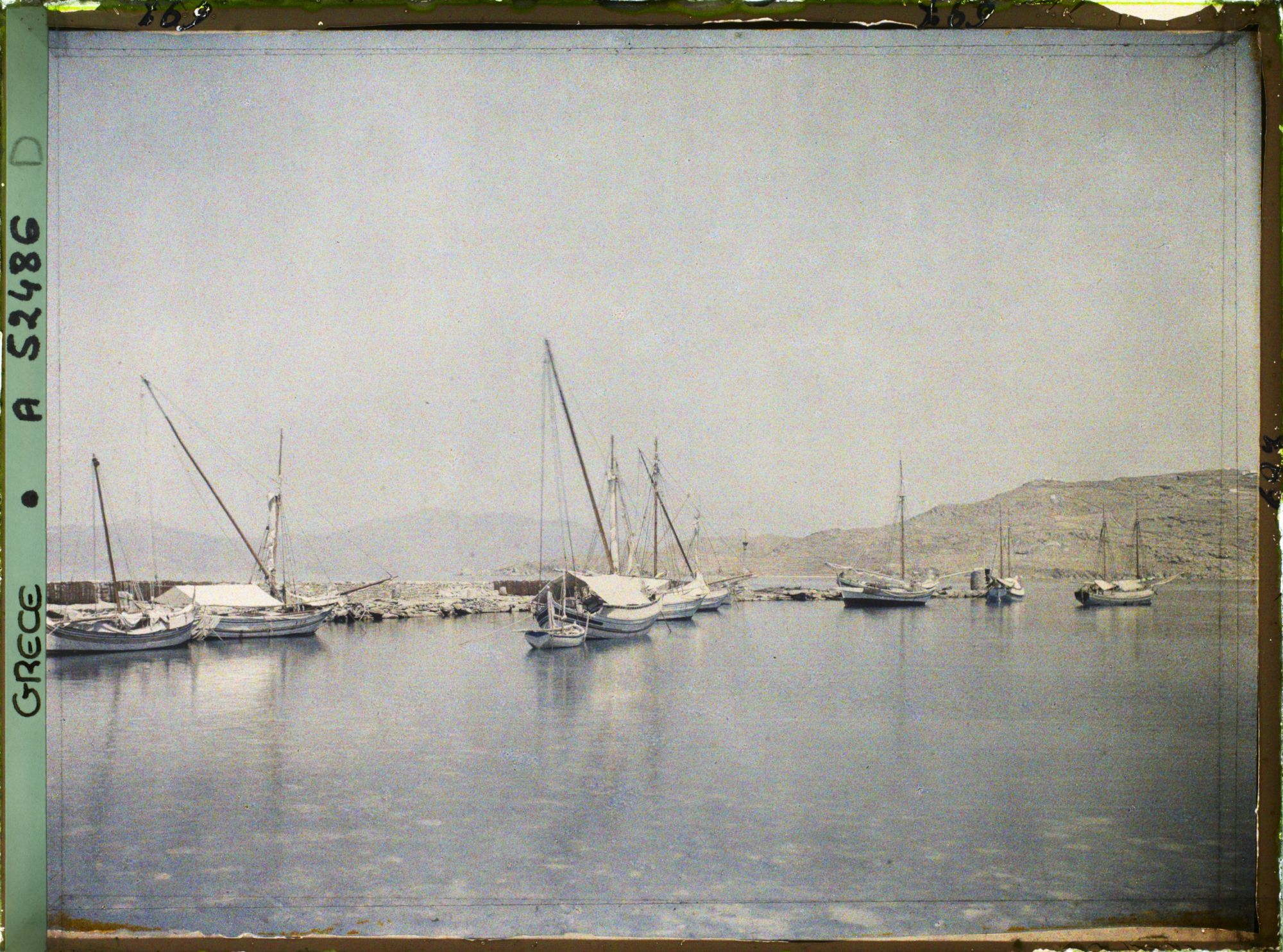 Image représentant Le Port des Caïques