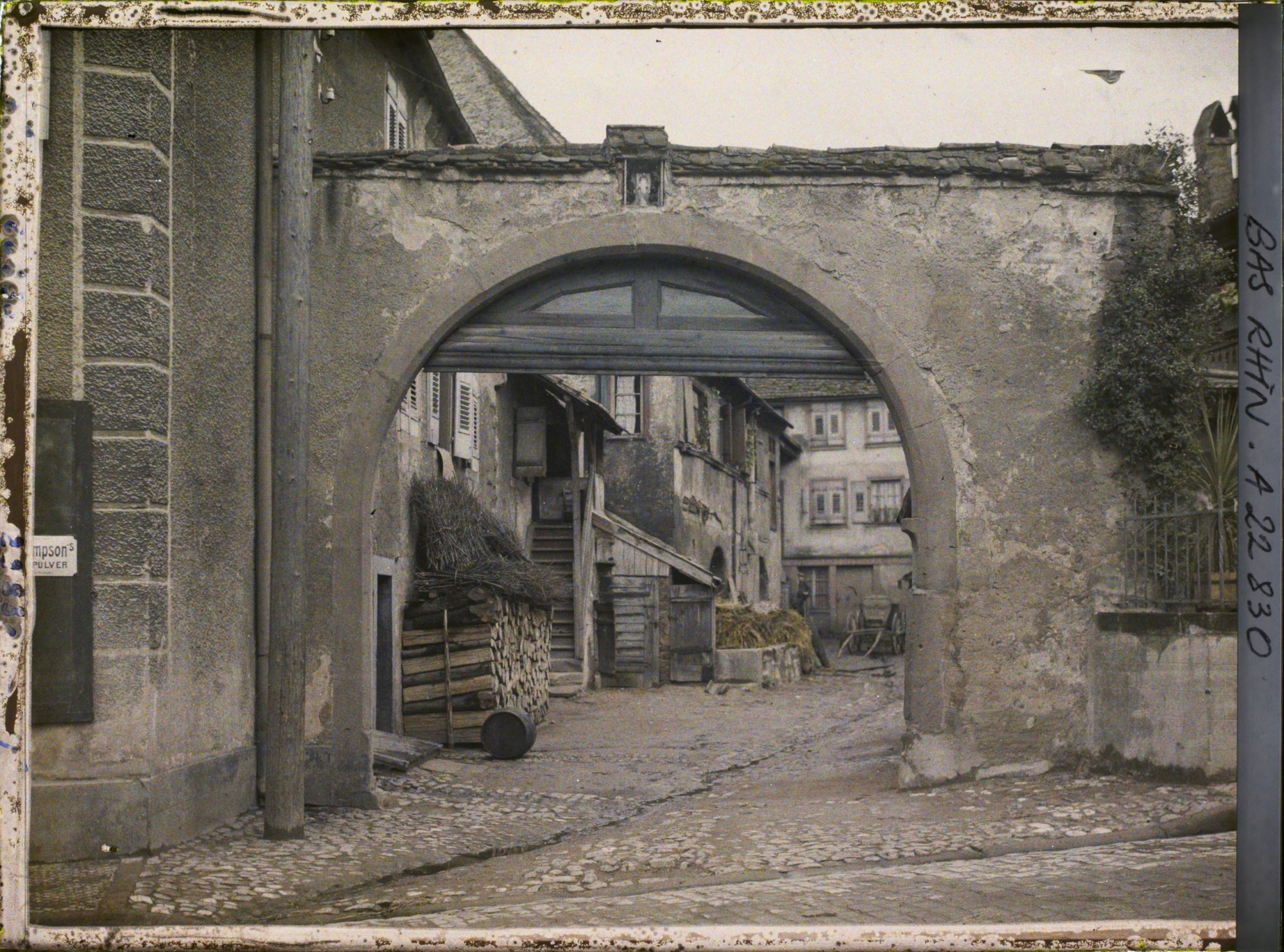 Image représentant France, Obernai, Passage rue Georges Clémenceau