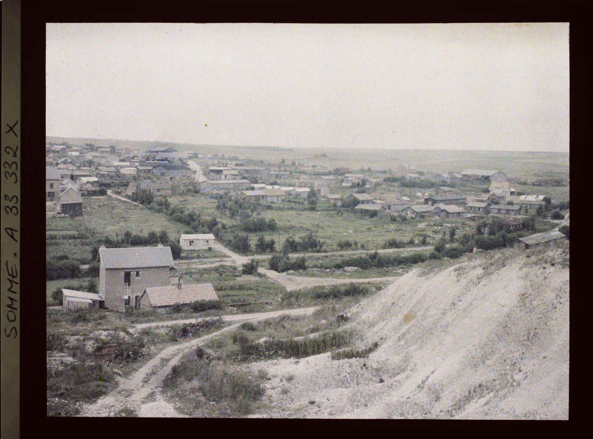 Image représentant France, Combles , Panorama de Combles pris de la route de Maurepas