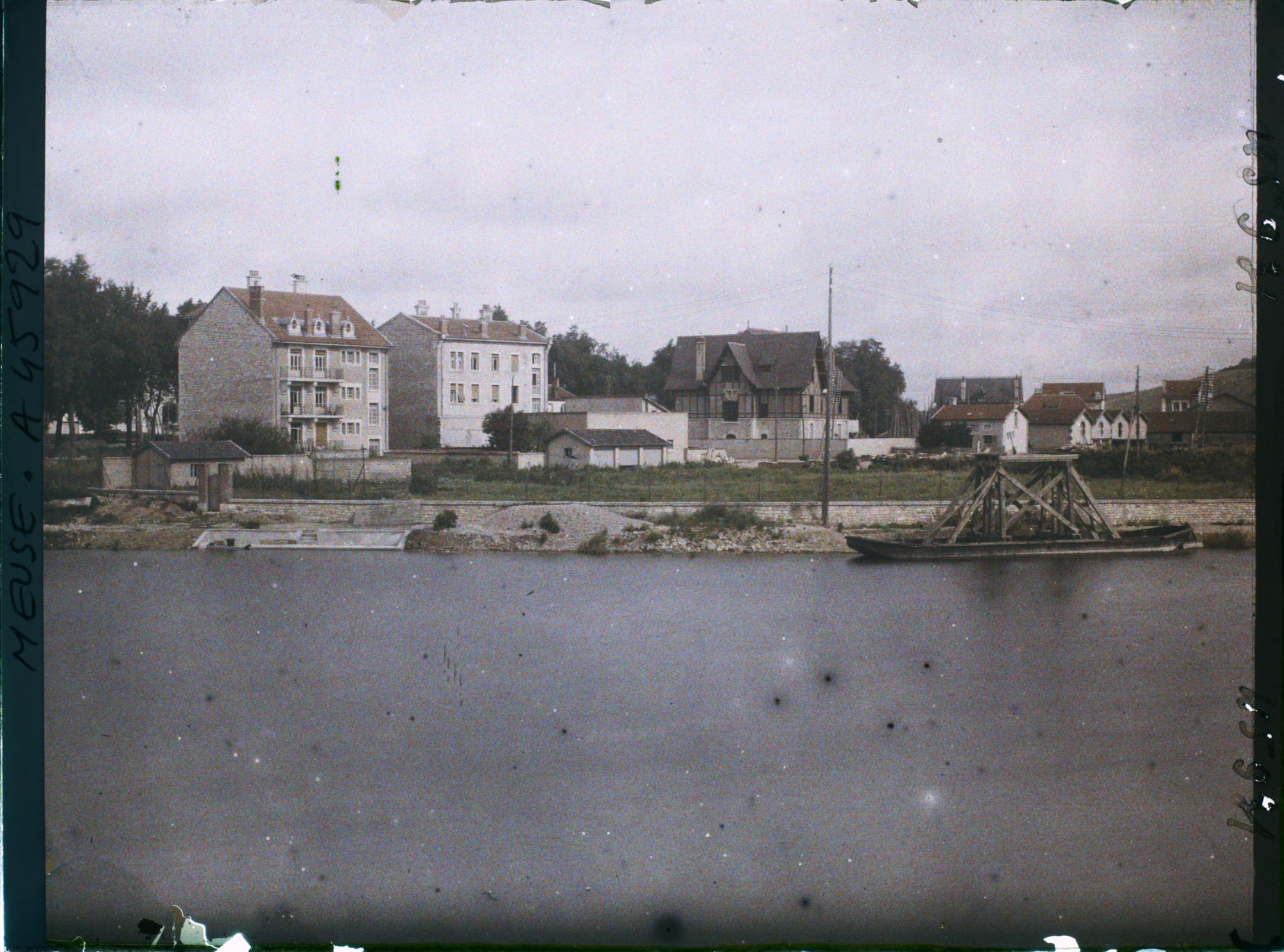 Image représentant France, St Mihiel, Vue s/ la rive gauche