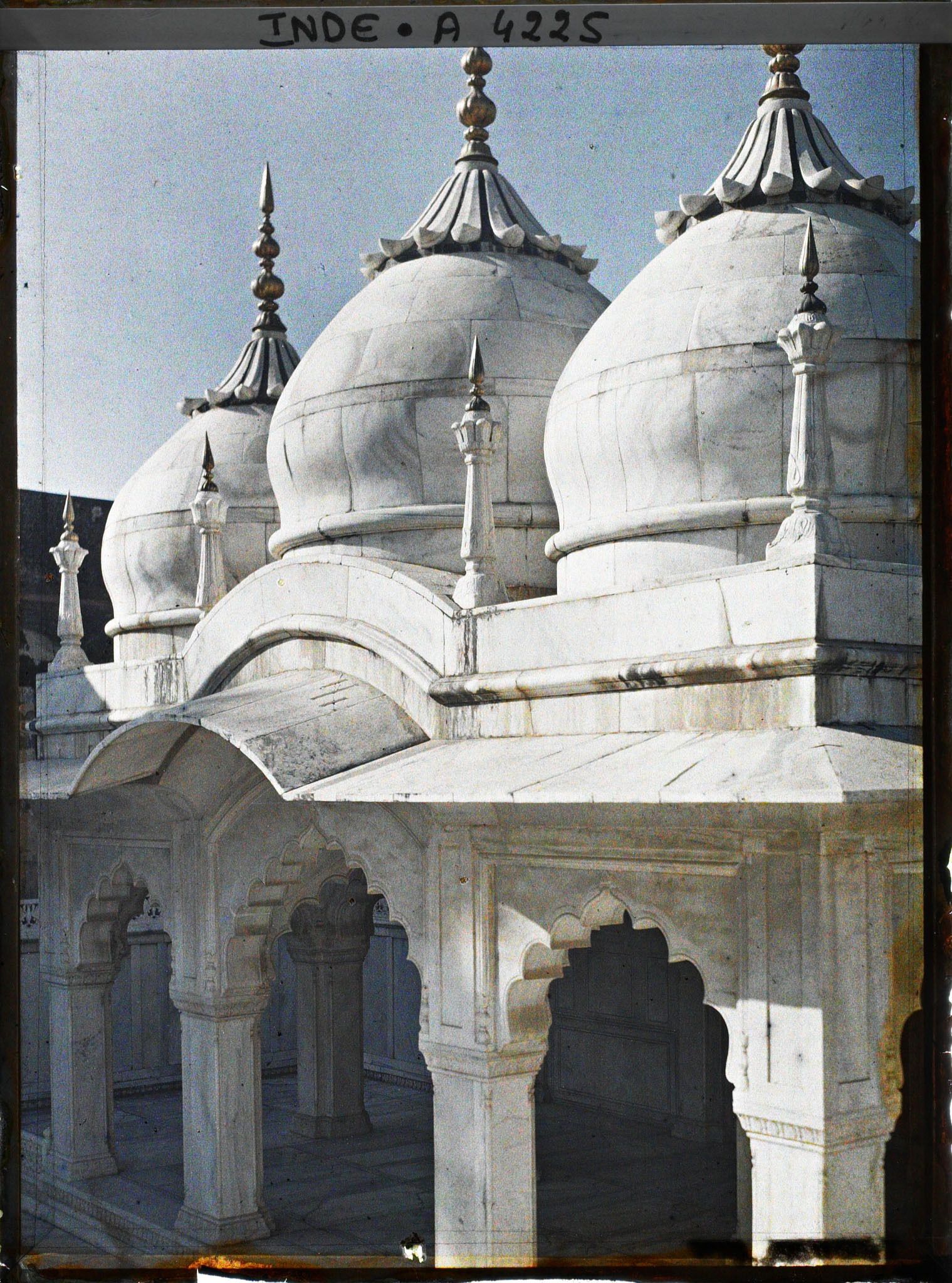 Image représentant Le petit oratoire privé de Shah Jahan (Mina Masjid) du fort Rouge (Lal Qila)