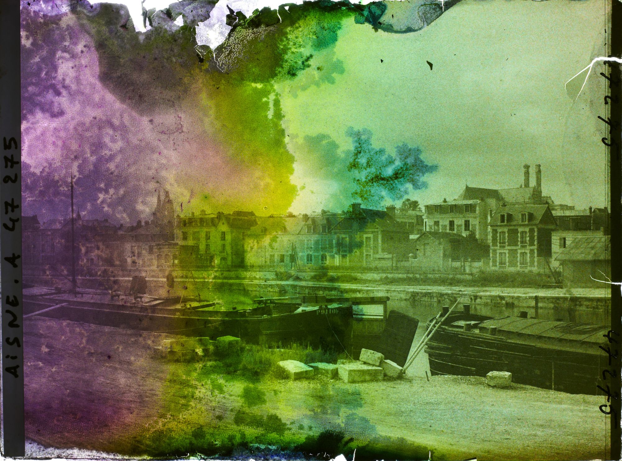 Image représentant France, Soissons, Reconstructions rive gauche, temps brumeux