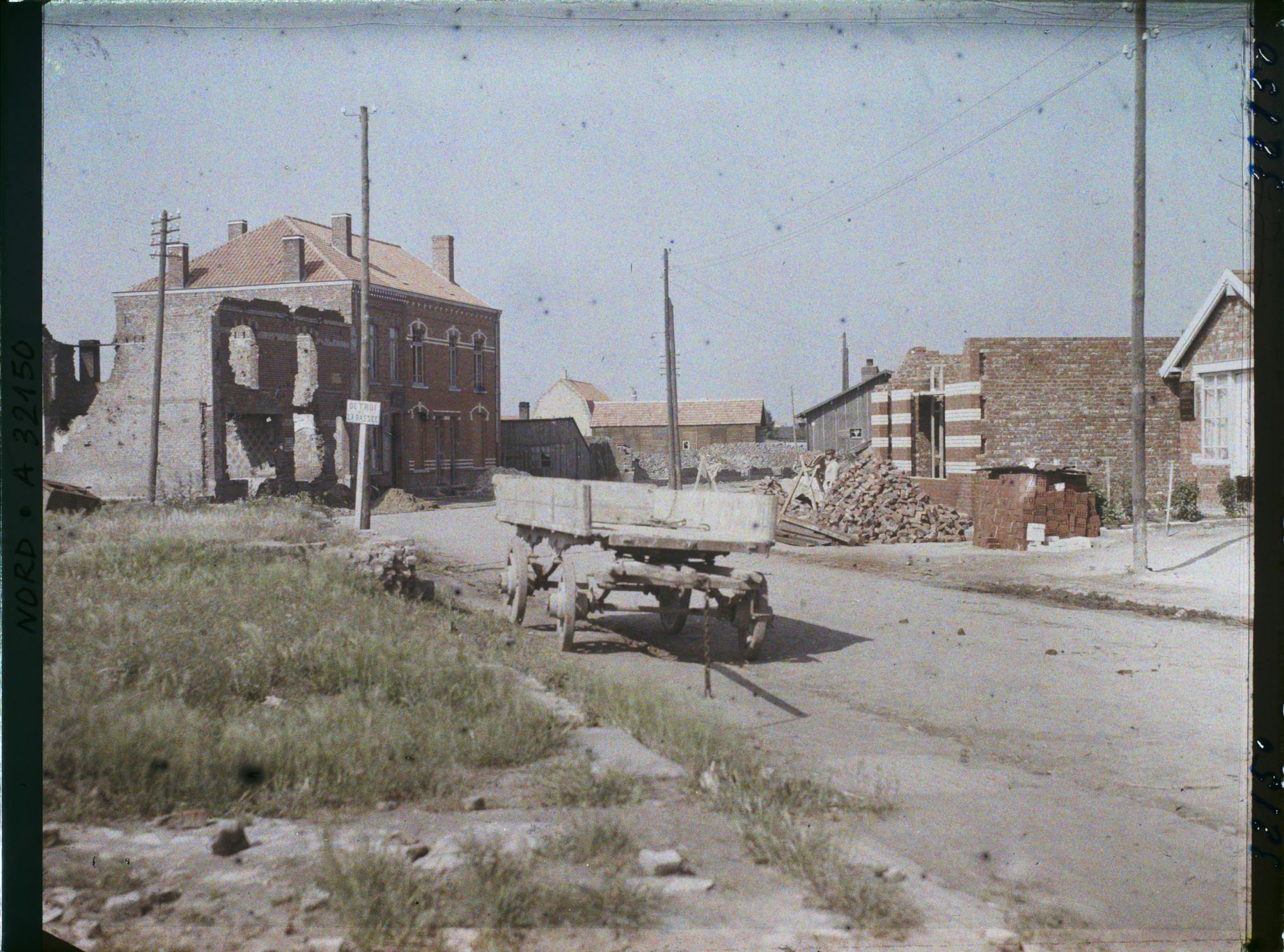 Image représentant France, La Bassée, Reconstructions rue de la Gare