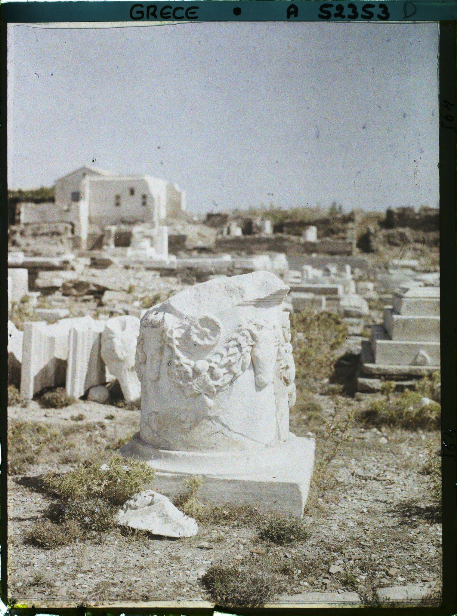 Image représentant Un petit autel