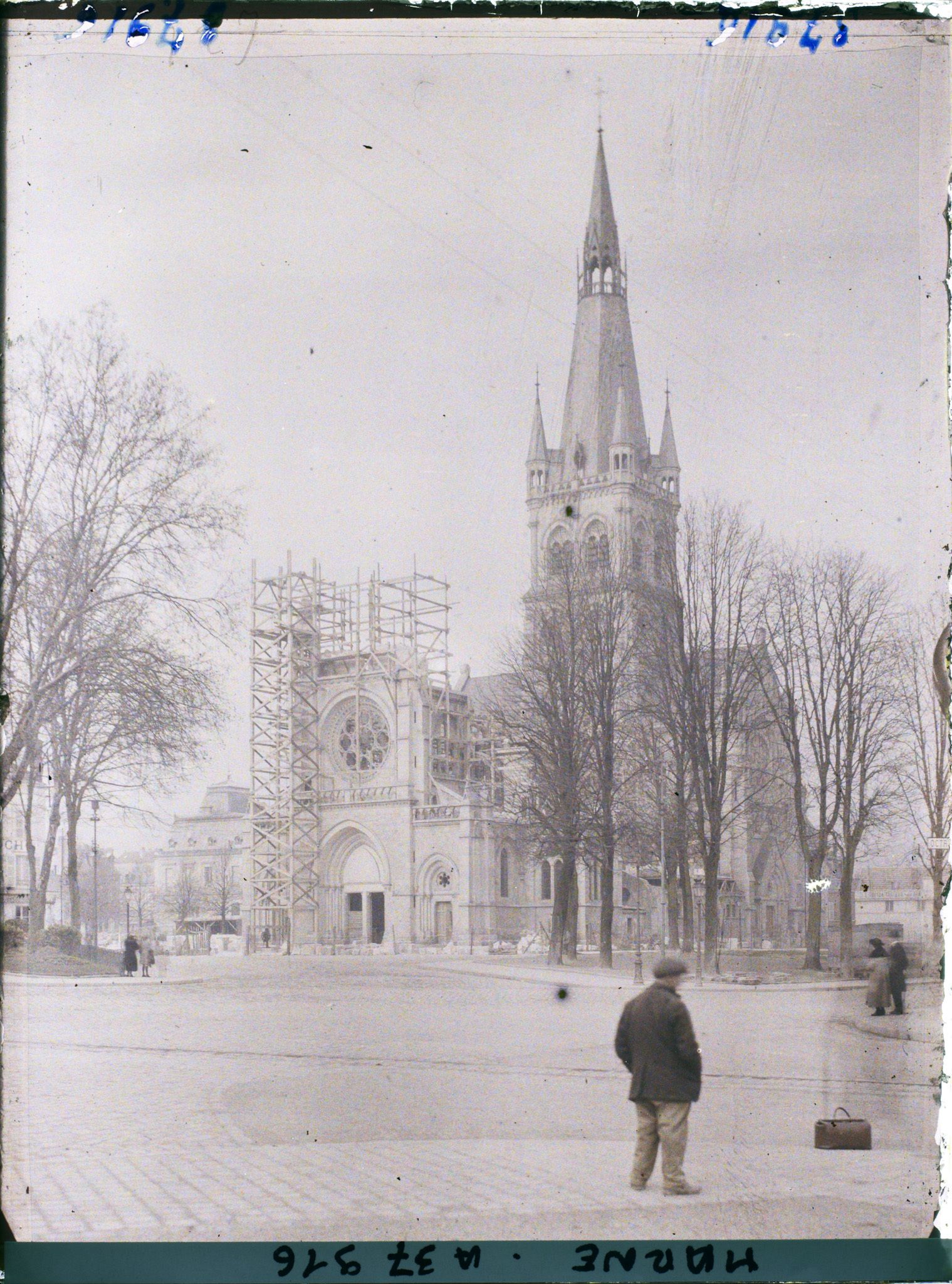 Image représentant France, Epernay, Eglise Notre Dame en reconstruction