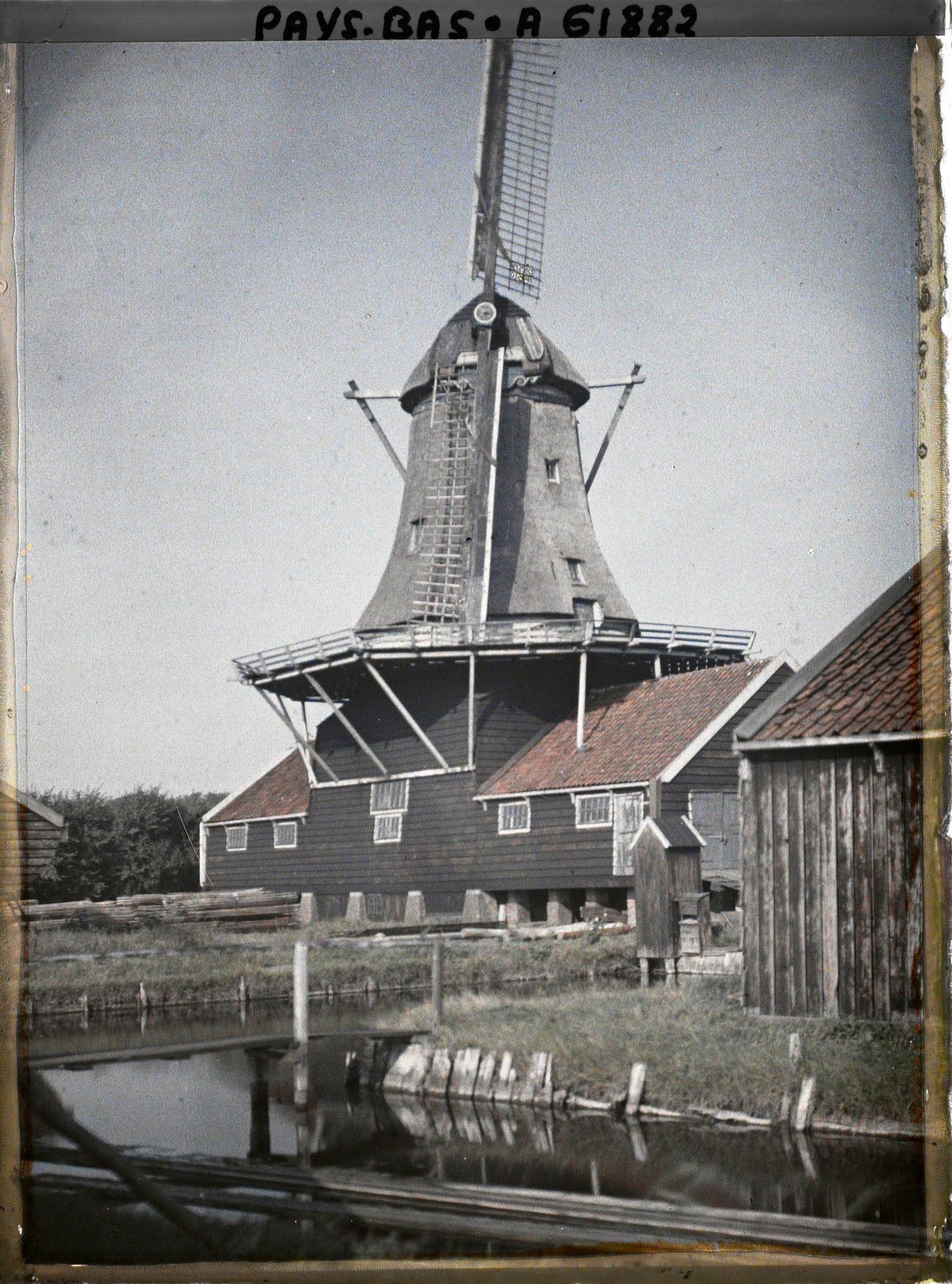 Image représentant Un ancien moulin à vent