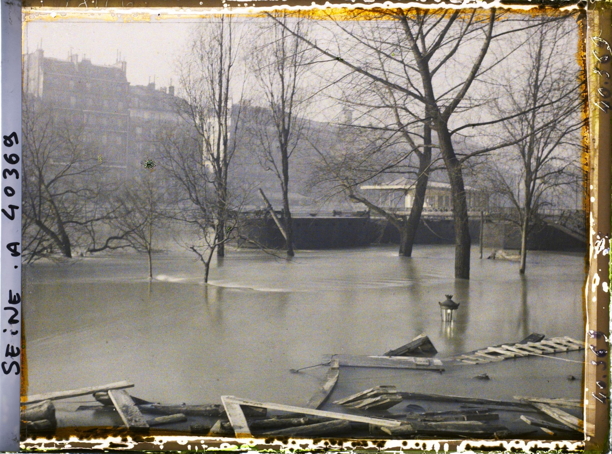Image représentant La crue de la Seine, du quai de l'Hôtel-de-Ville au quai aux Fleurs