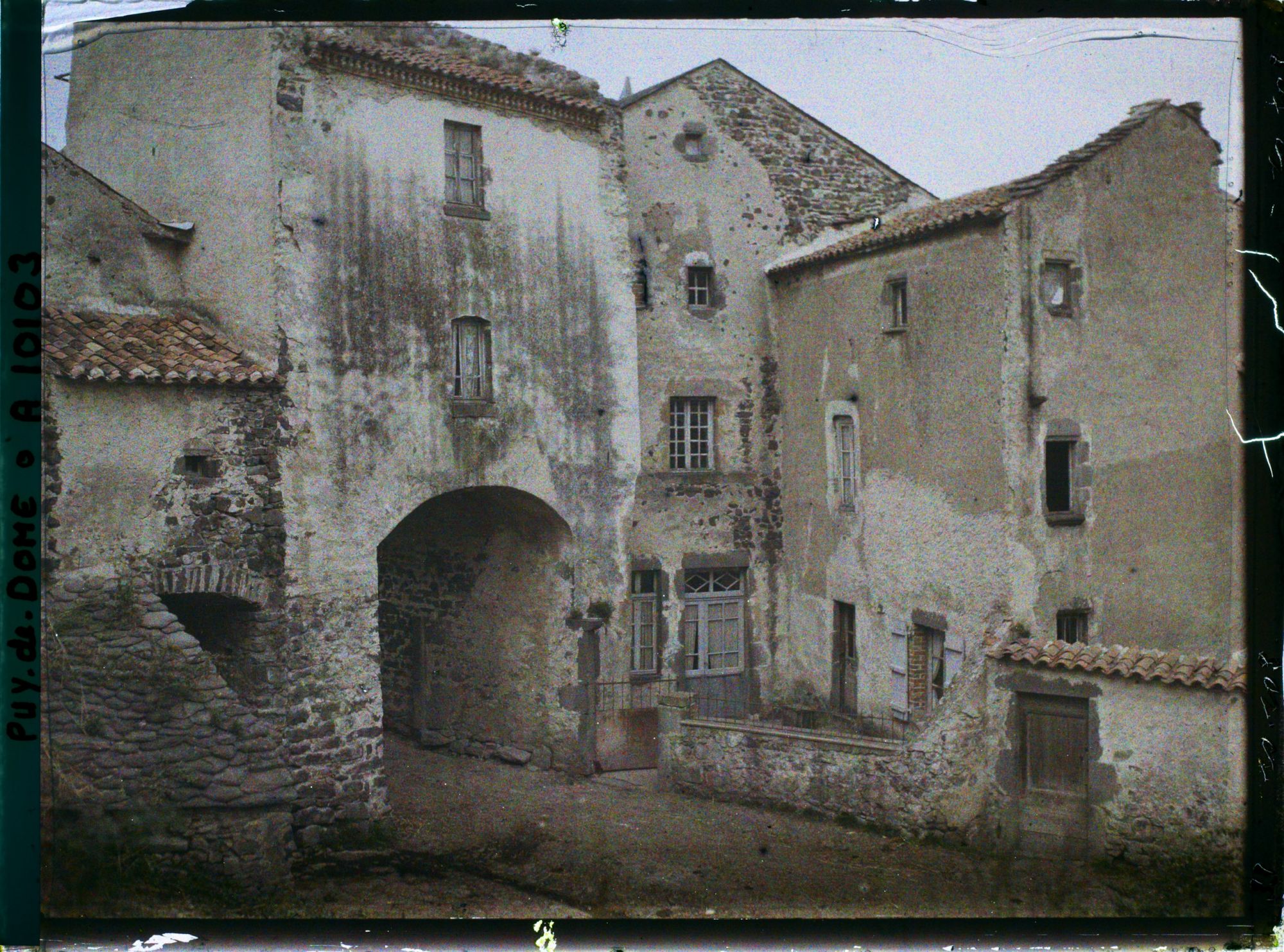 Image représentant France, Vodable, Intérieur de la Porte