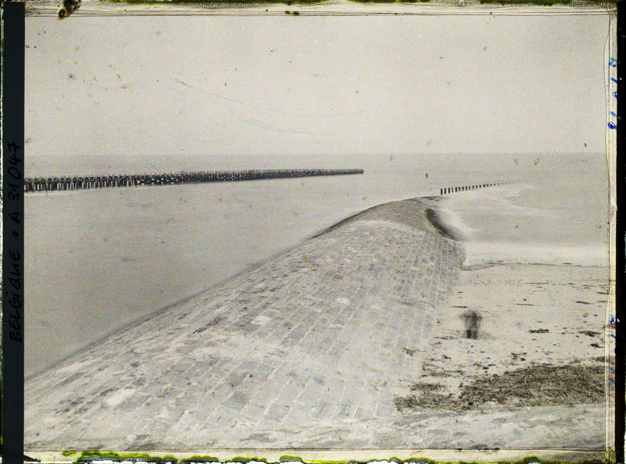 Image représentant Belgique, Zeebrugge, Sortie du Canal Léopold