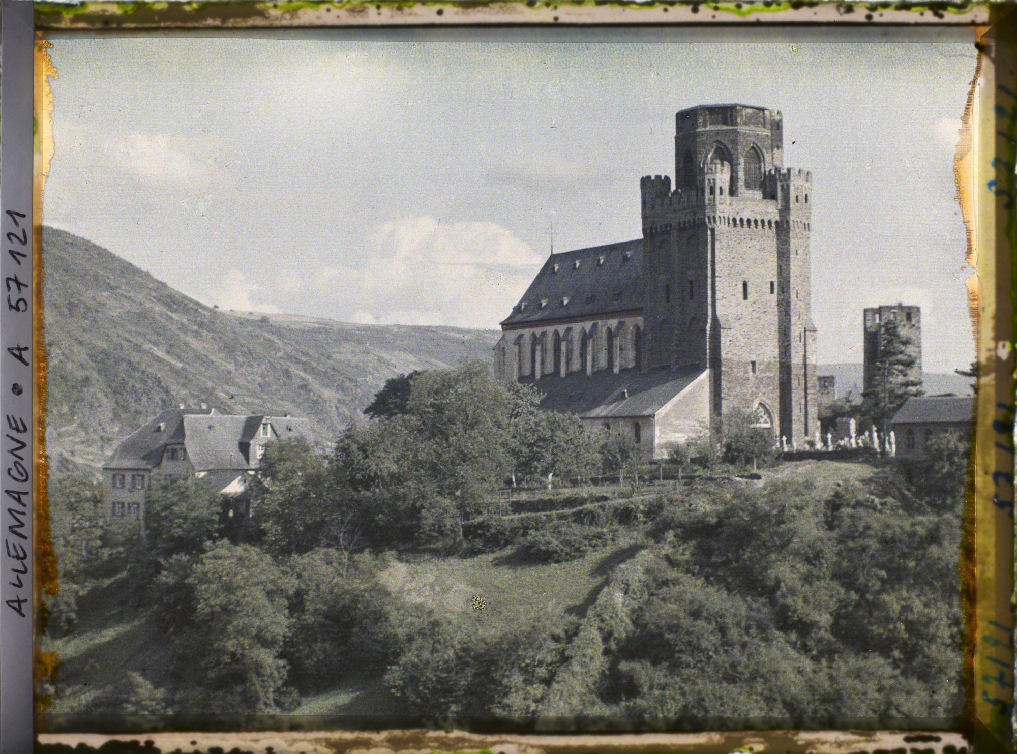 Image représentant Bords du Rhin, Oberwesel, Oberwesel vues diverses