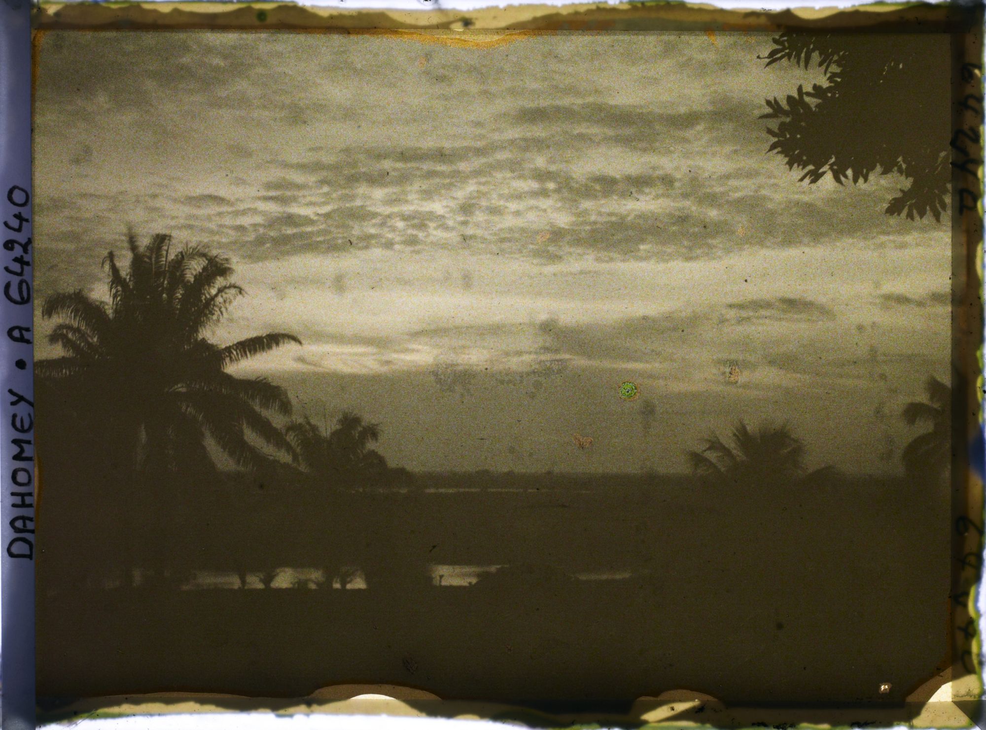 Image représentant Contre-jour sur l'Ouémé