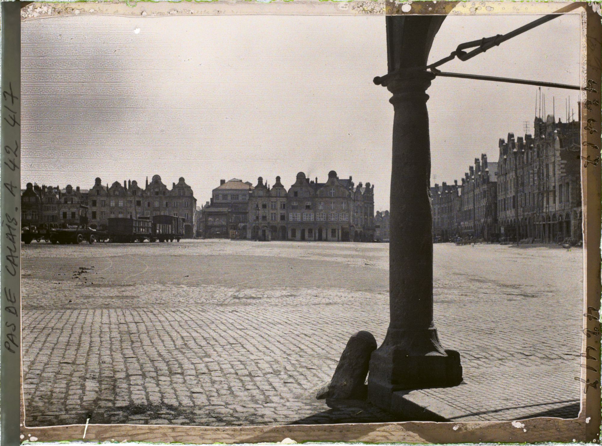 Image représentant France, Arras, Grande Place Contre Jour