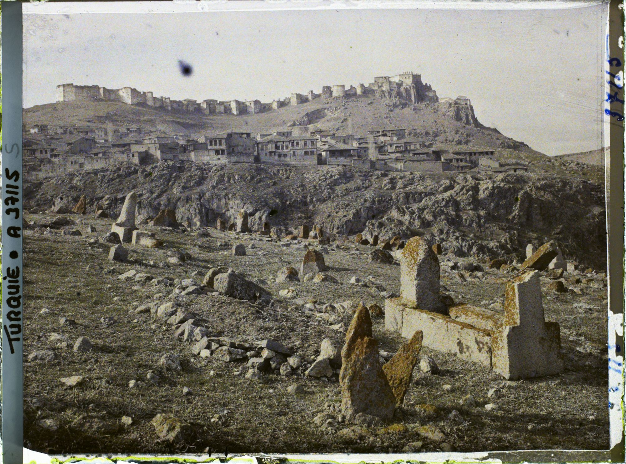 Image représentant Turquie, Angora, Les murailles N. E. de la Ville haute