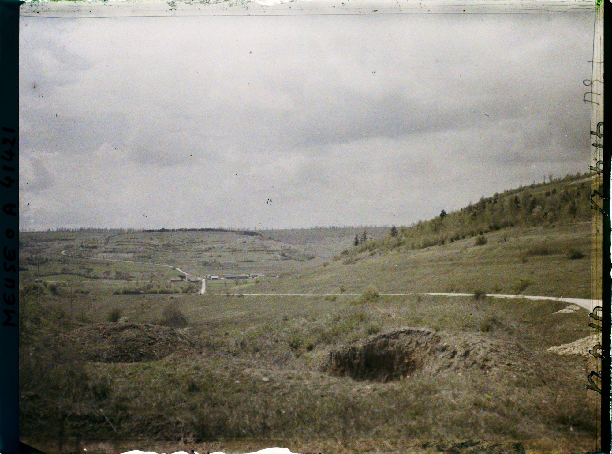 Image représentant France, St Rémy, Vue vers St Rémy et la tranchée de Calonne