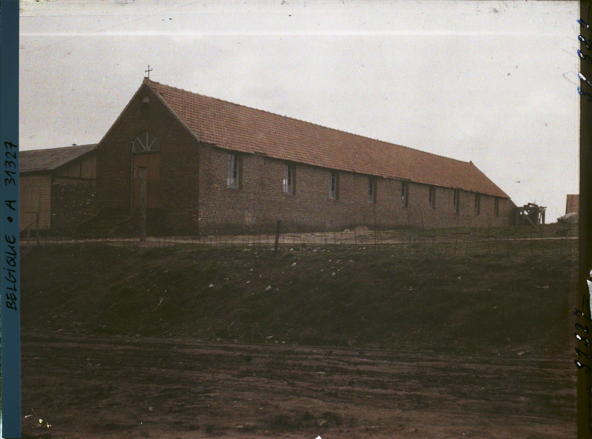 Image représentant Belgique, Wytschaete, Eglise provisoire