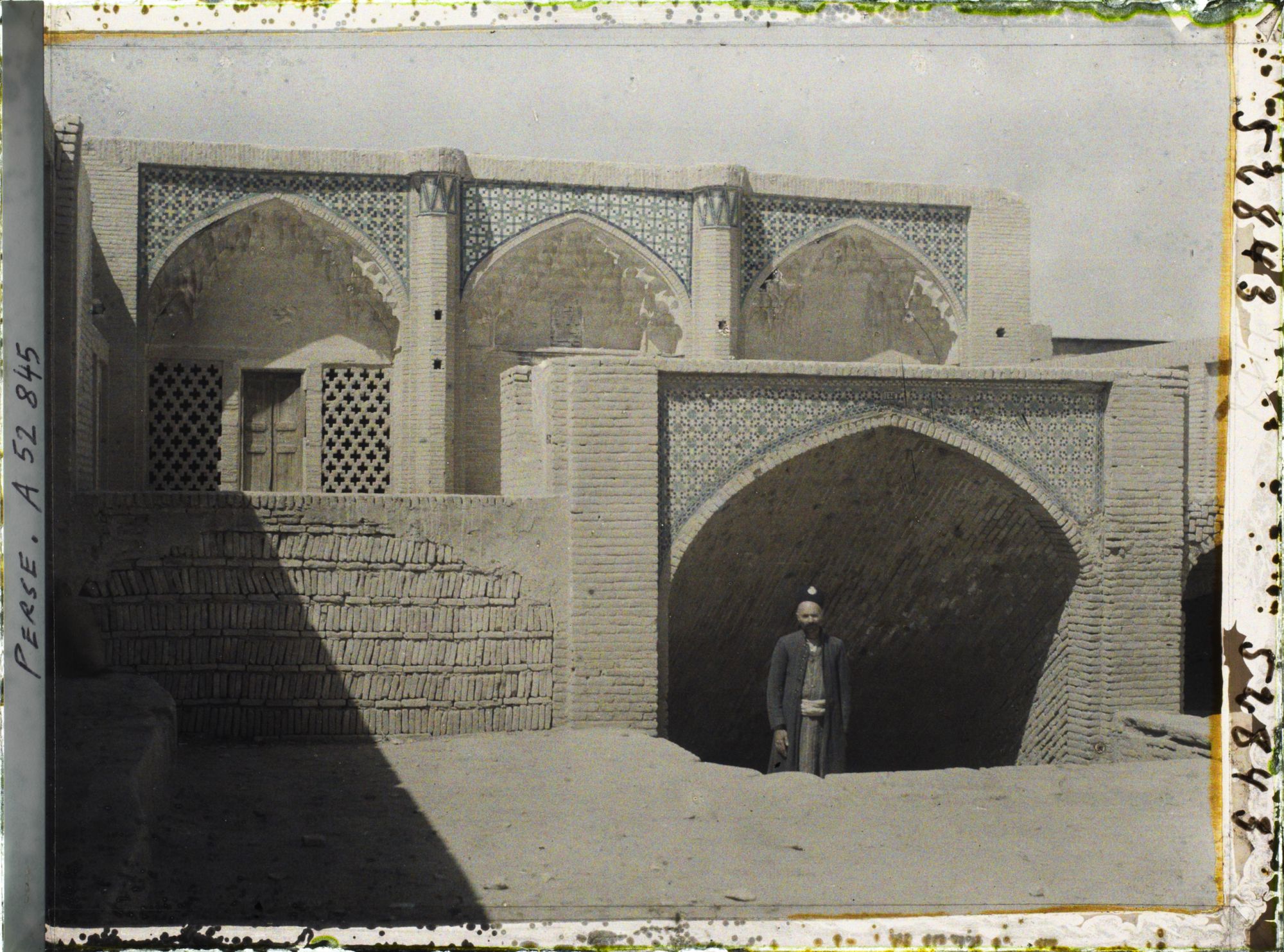 Image représentant Entrée d'une citerne