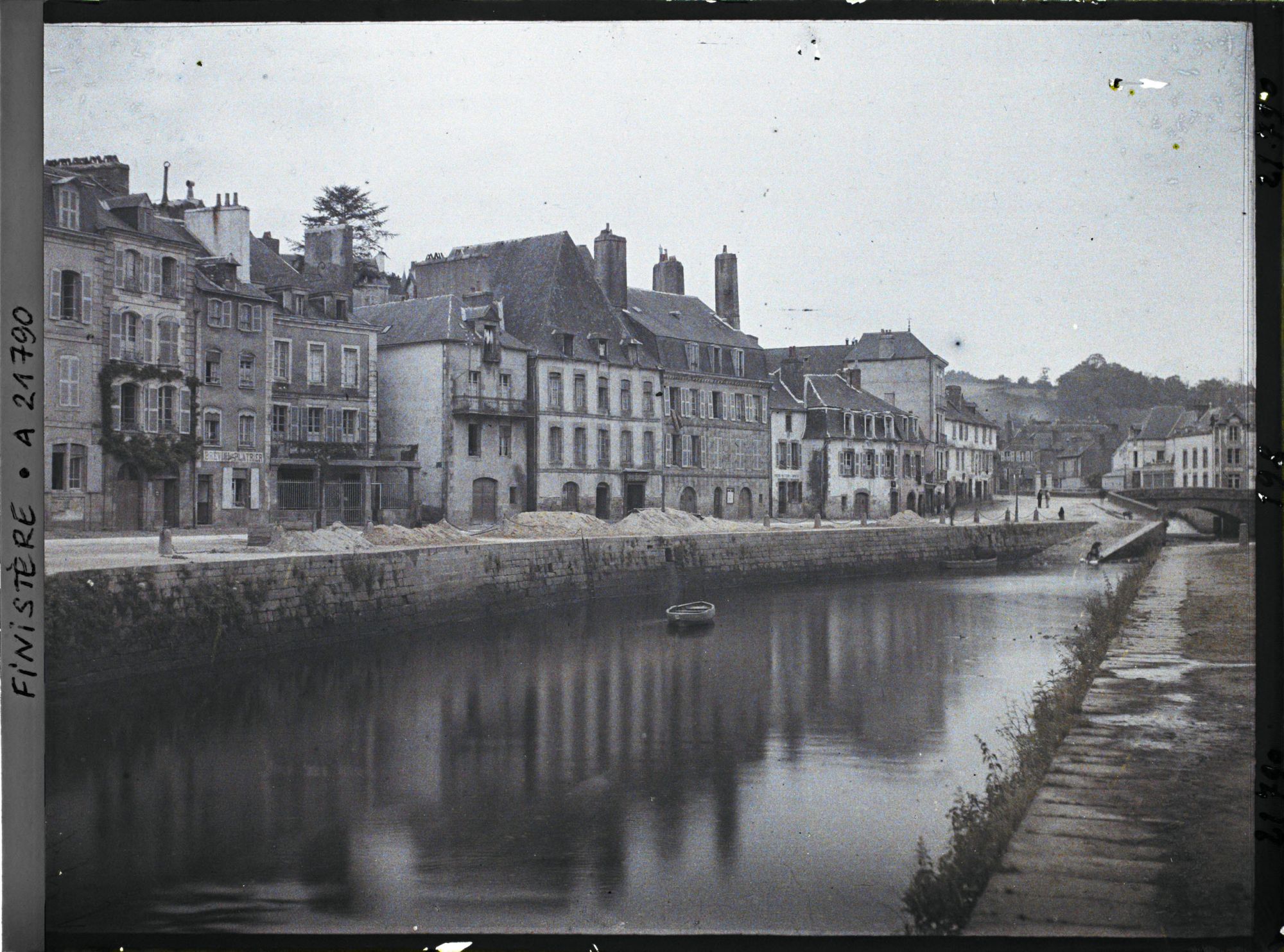 Image représentant La Laïta et le quai Brizeux
