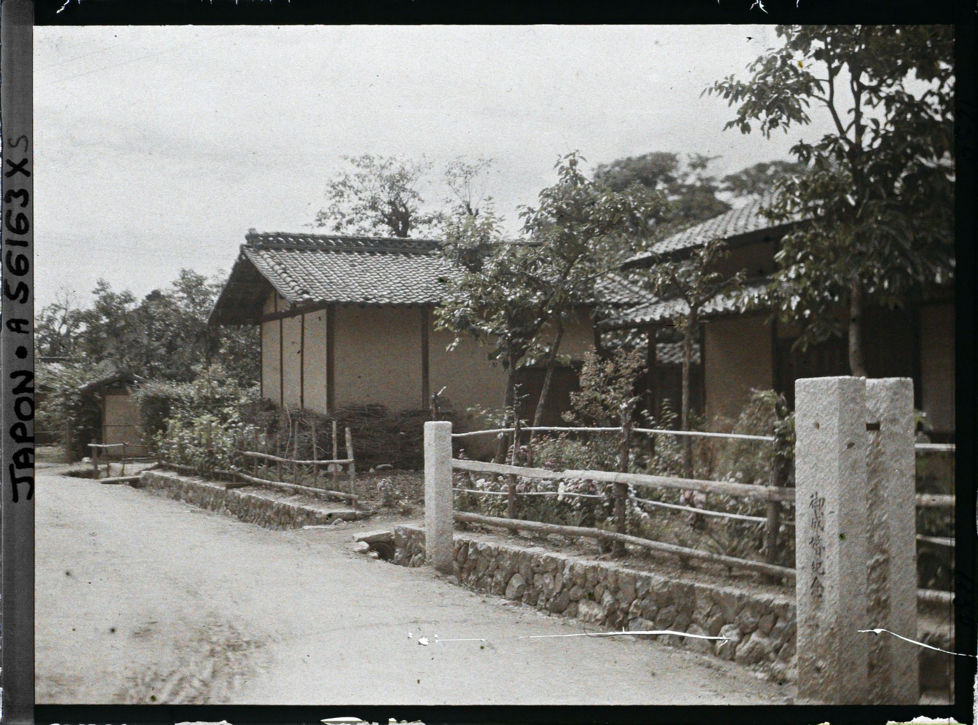 Image représentant Entrée d'un village