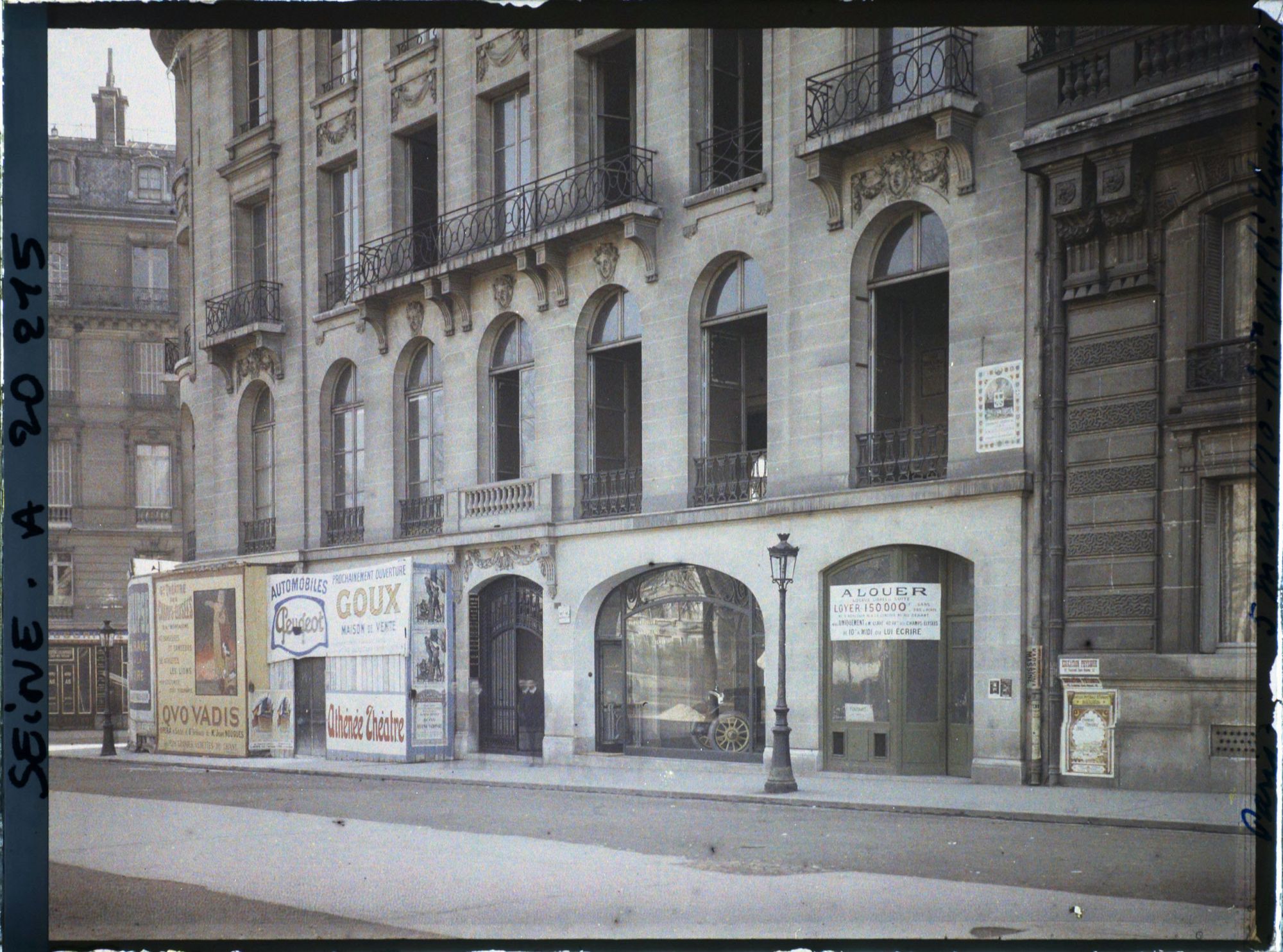 Image représentant 65 avenue des Champs-Elysées, à l'angle de la rue Pierre-Charron