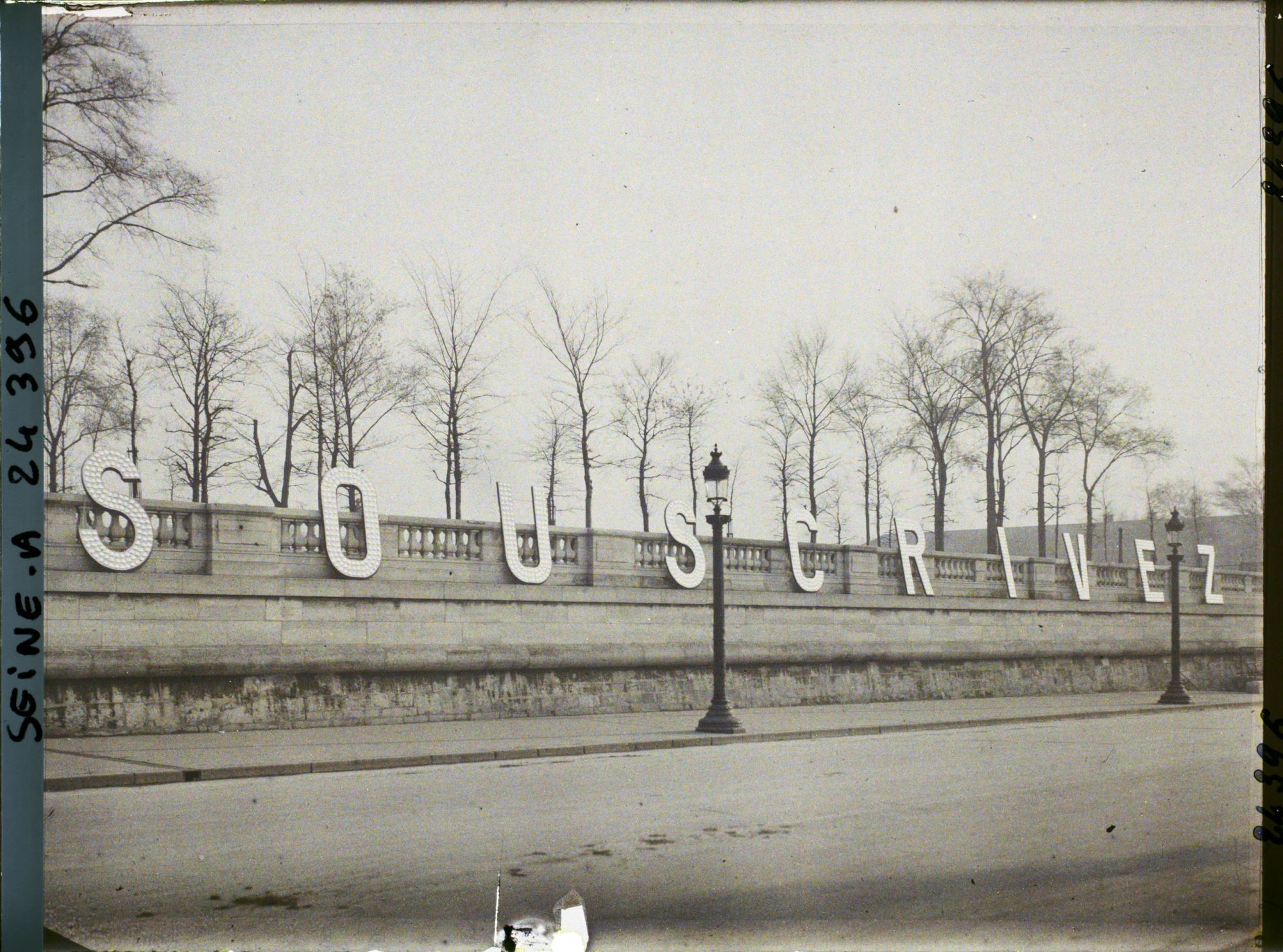 Image représentant Publicité pour l'emprunt national de 1920 place de la Concorde