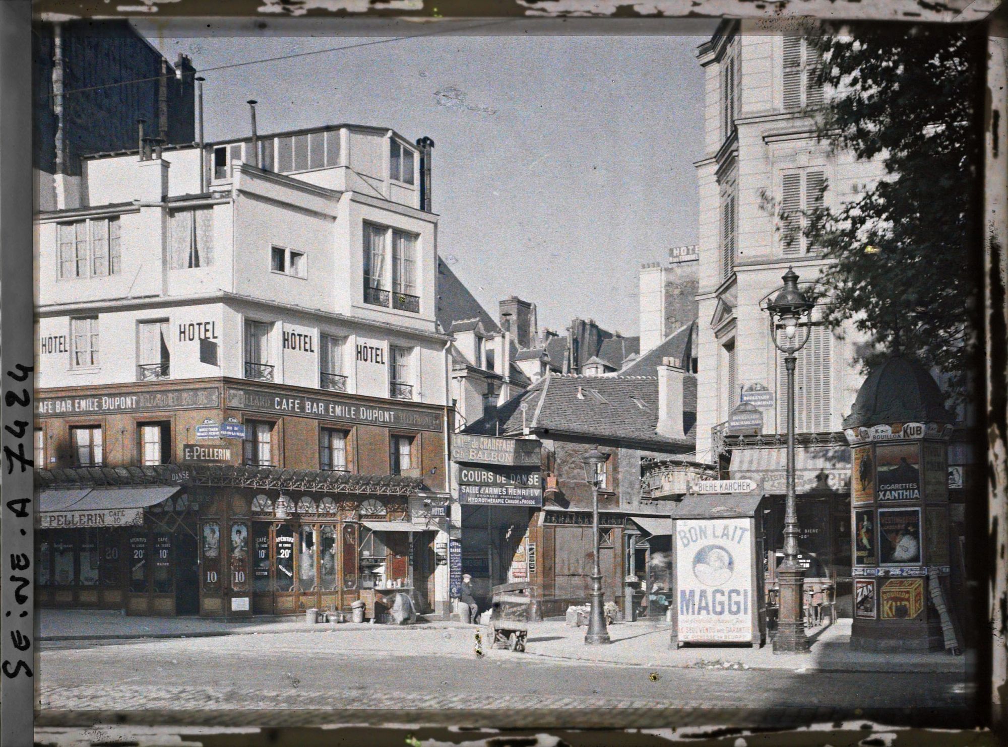 Image représentant Angle du boulevard Beaumarchais et de la rue du Pas-de-la-Mule