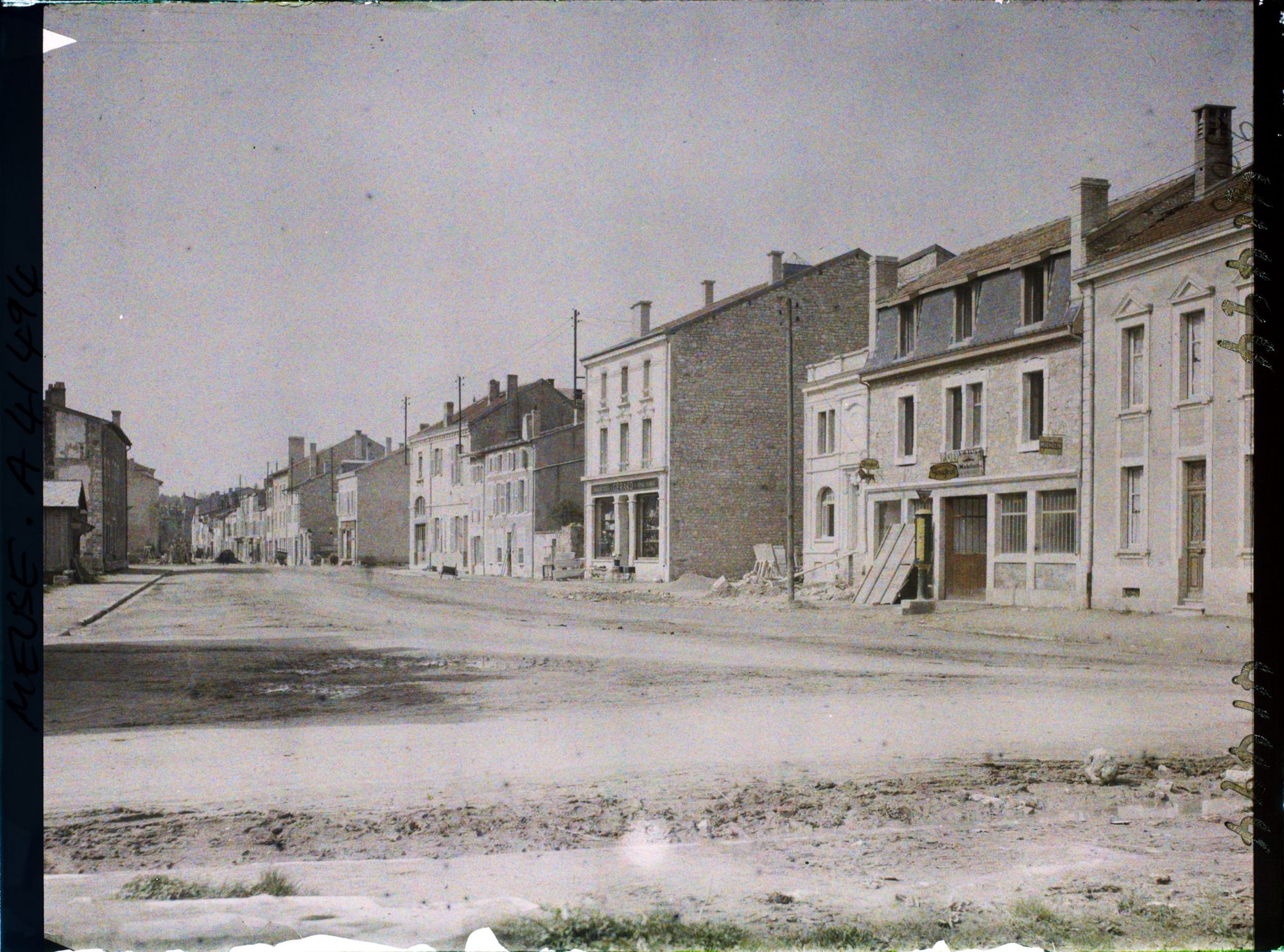 Image représentant France, St Mihiel, Rue de Sauloy