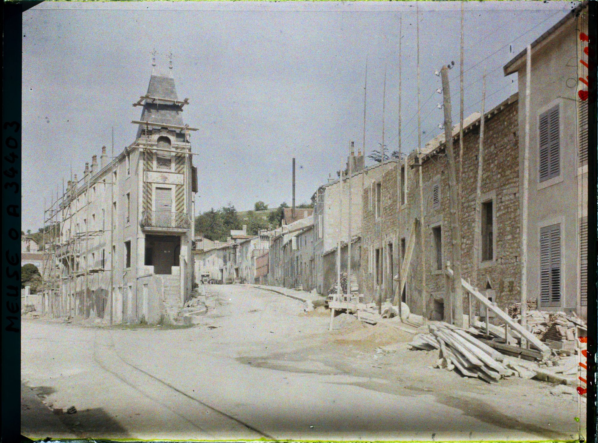 Image représentant France, St Mihiel, Angle des Rues du Calvaire et des Roches