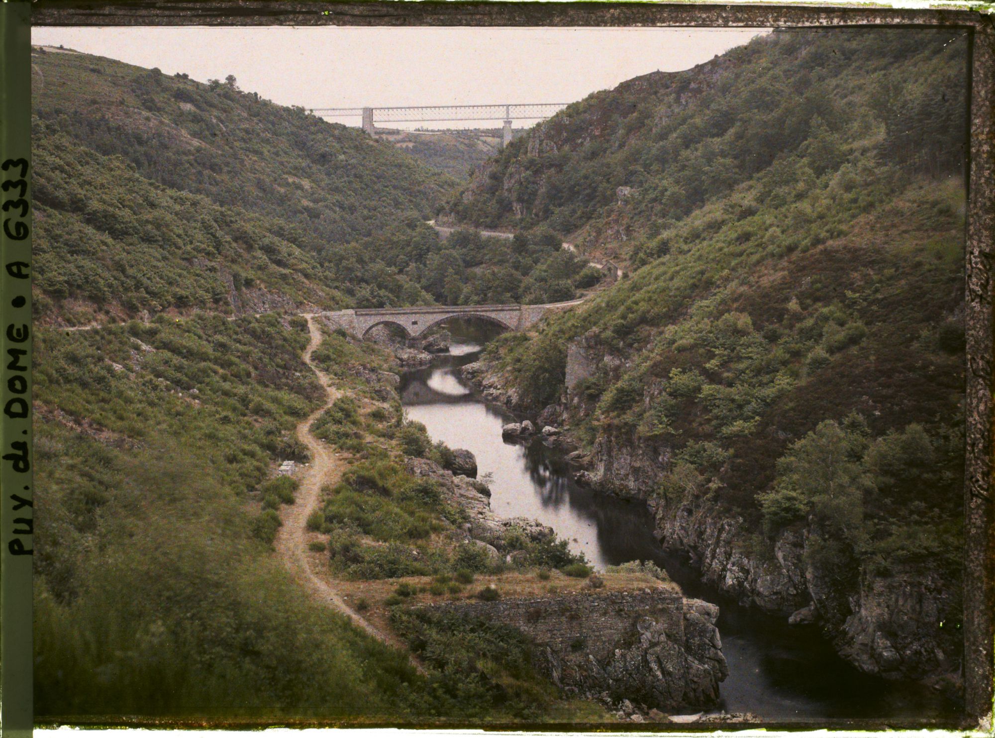 Image représentant France, Viaduc des Fades