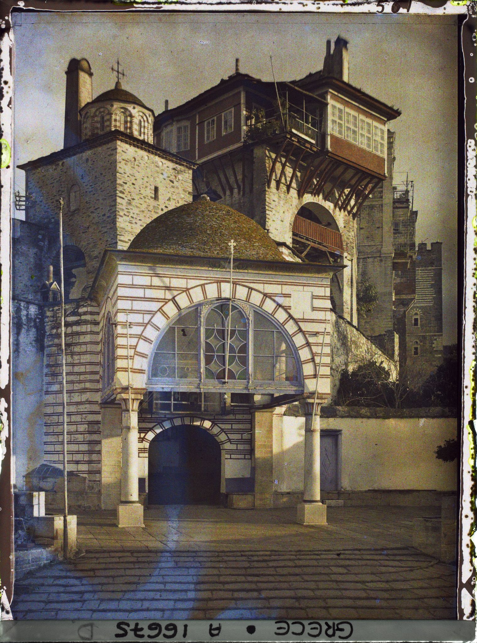 Image représentant Turquie, Mont Athos, Vatopédi, Entrée du Monastère