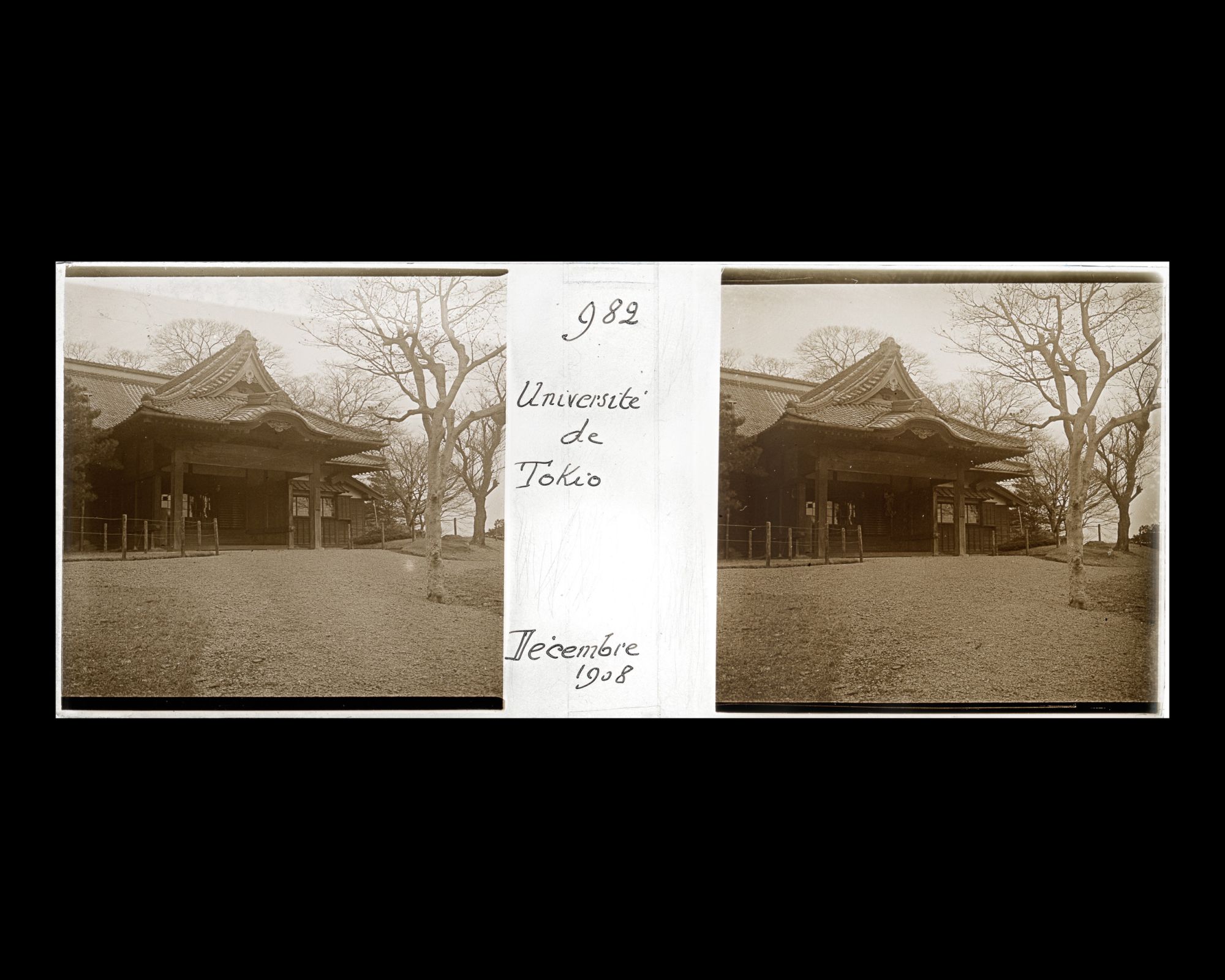 Image représentant Un pavillon du jardin botanique de l'université impériale de Tokyo