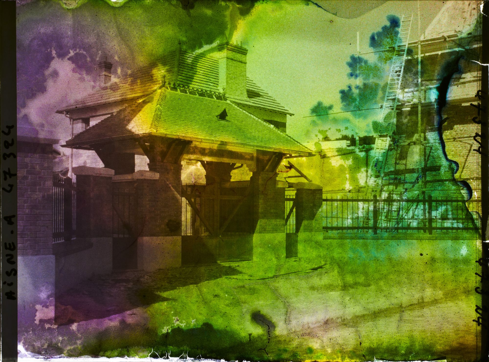 Image représentant France, Vailly, Entrée école de Jeunes filles