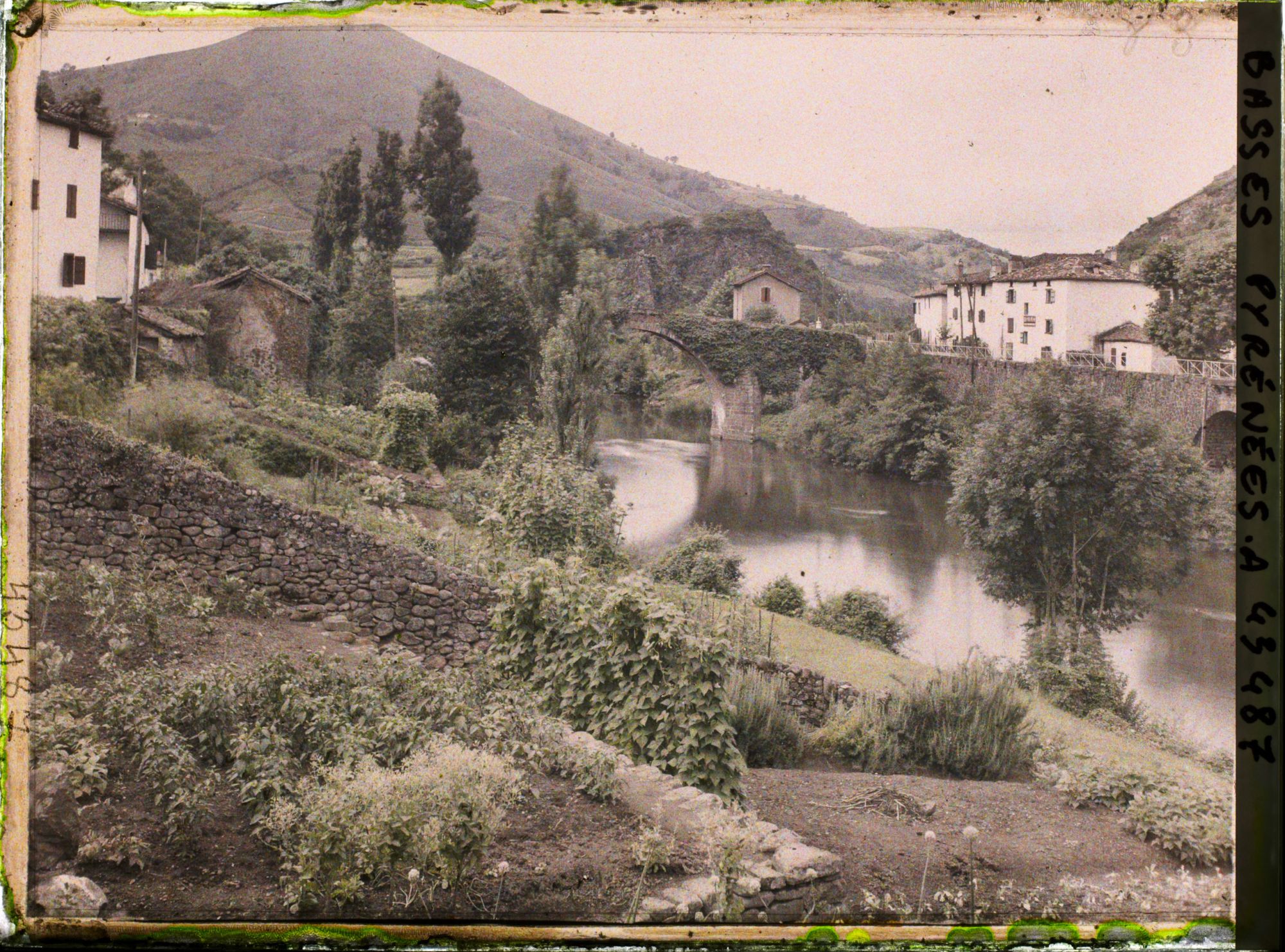 Image représentant France, Bidarray, Le Pont d'Enfer et Vallée de la Nive