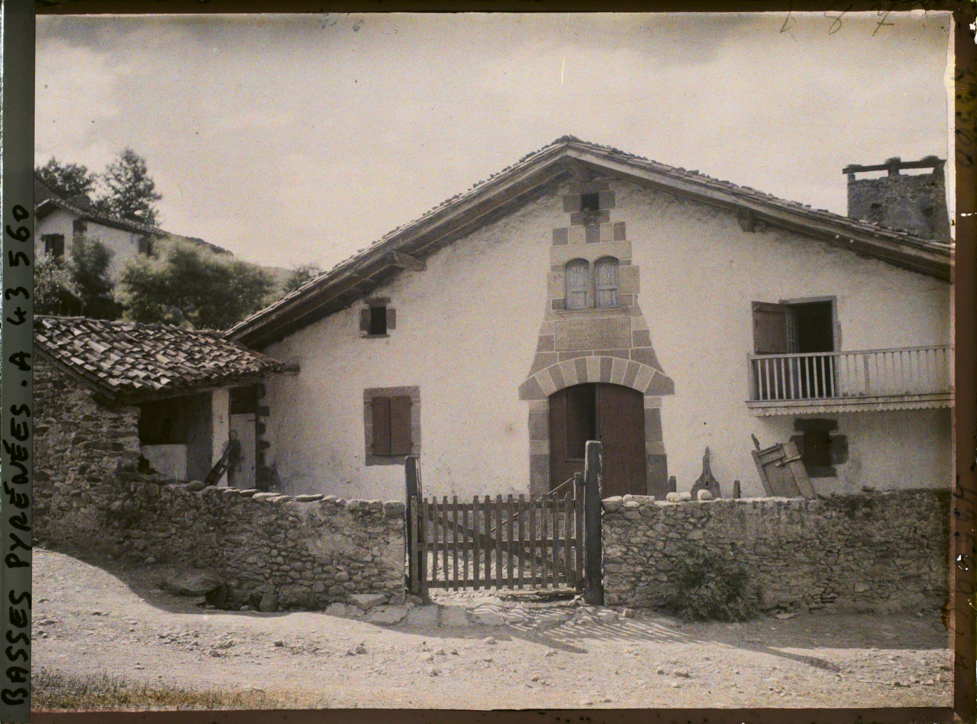 Image représentant France, Ossès, Type de Vieille ferme (voir N° précédent)