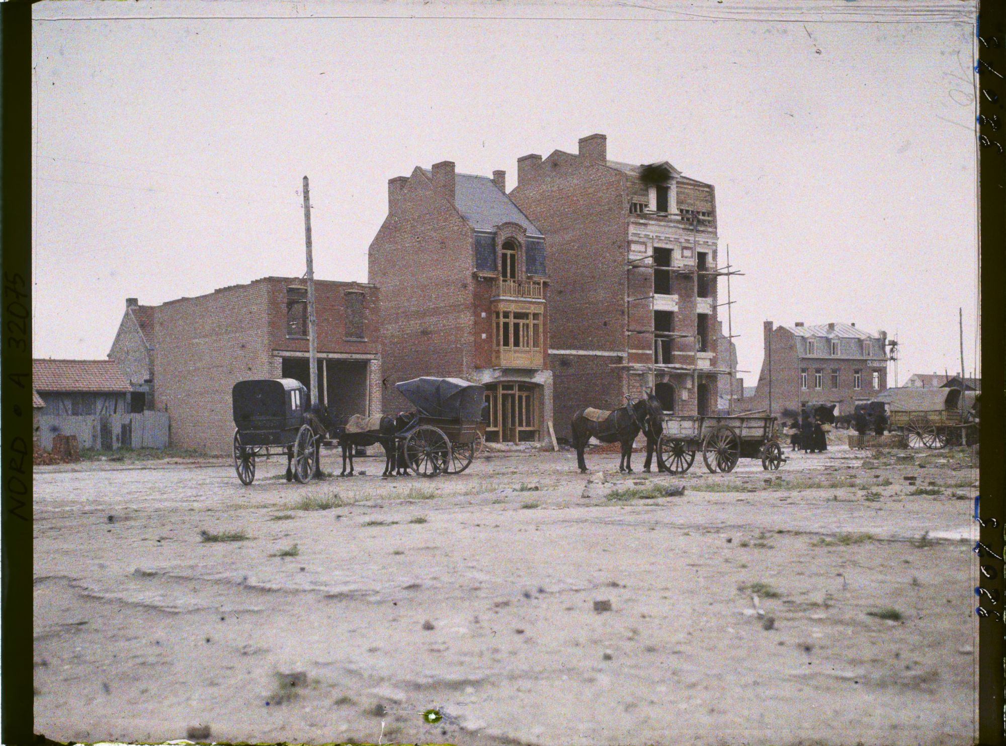 Image représentant France, Merville, Groupe de nouvelles maisons