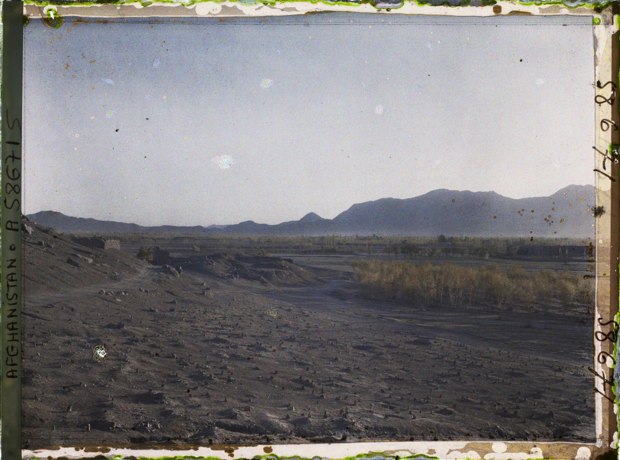 Image représentant La plaine de Dar-Ul-Aman (la porte d'Aman)