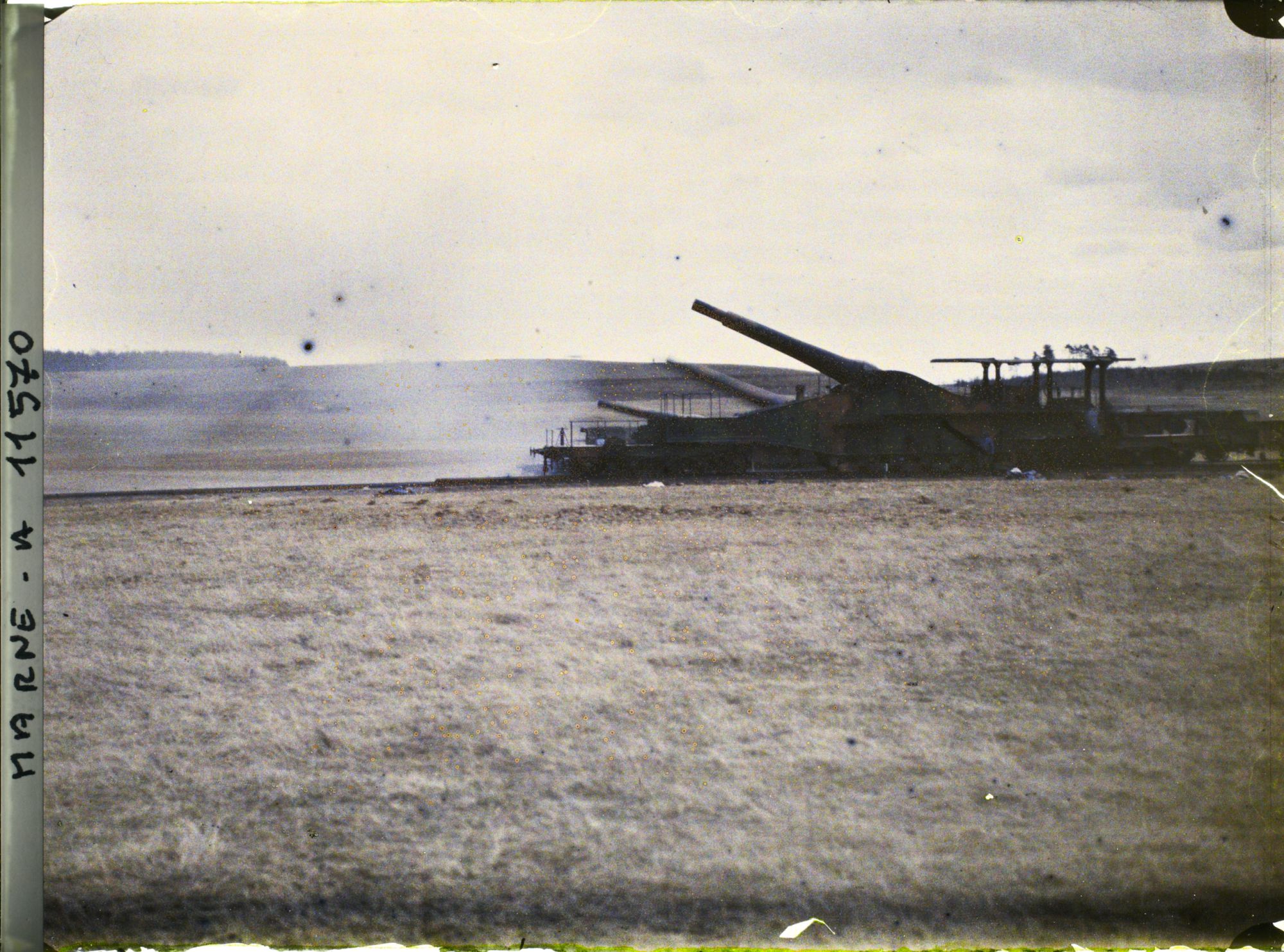 Image représentant Batterie de 320 dans la plaine de Muizon