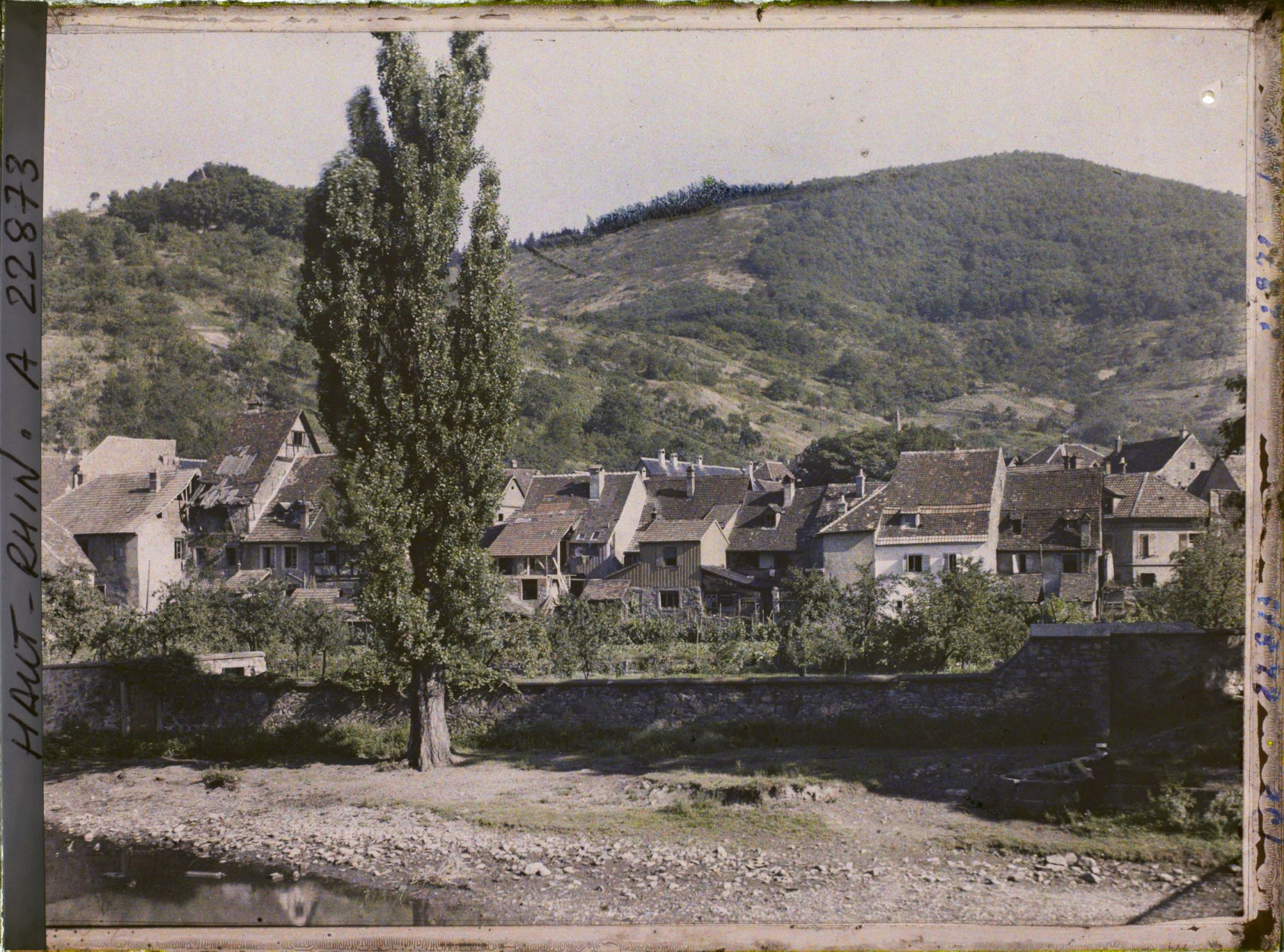 Image représentant France, Thann, Le faubourg de Kattenbach