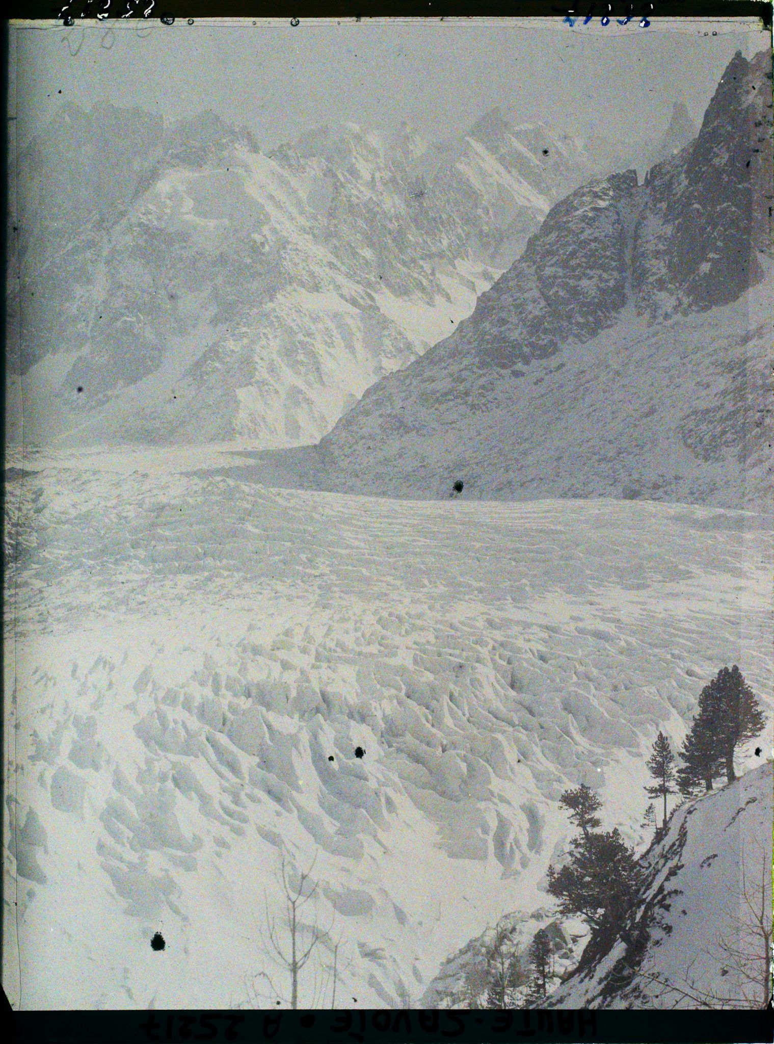 Image représentant France Les Alpes, La mer de Glace, Vers le Couloir du glacier du Géant