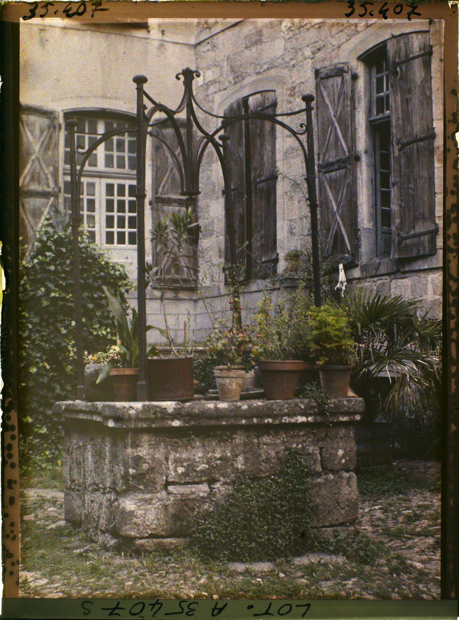 Image représentant France, Figeac, Puits Louis XIV