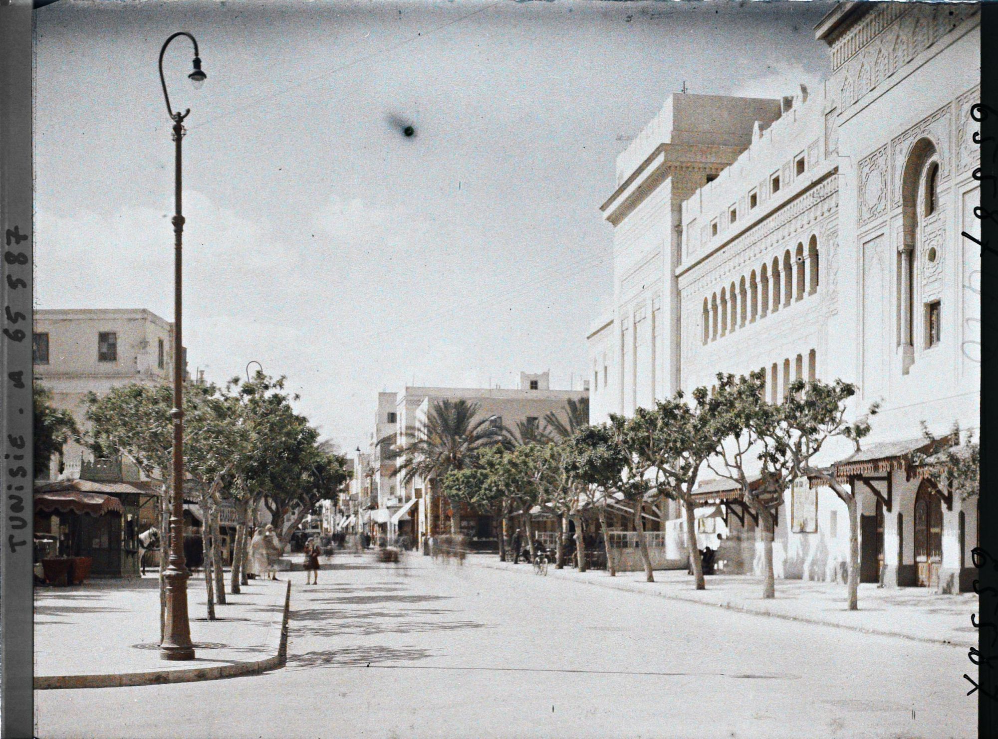 Image représentant Le théâtre dans la rue Émile-Loubet