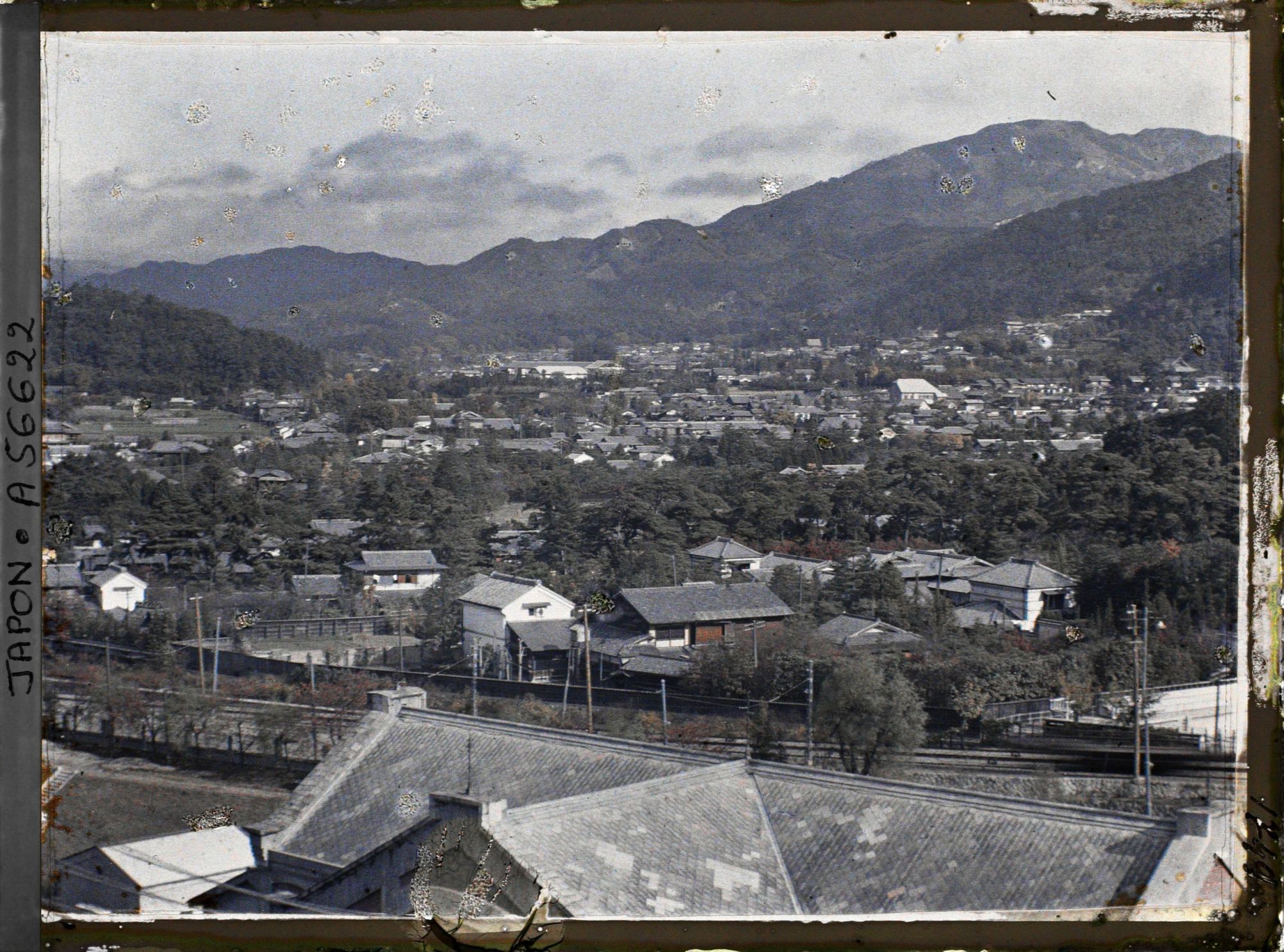 Image représentant Panorama de la ville en direction du nord-ouest depuis la terrasse de l'hôtel Miyako
