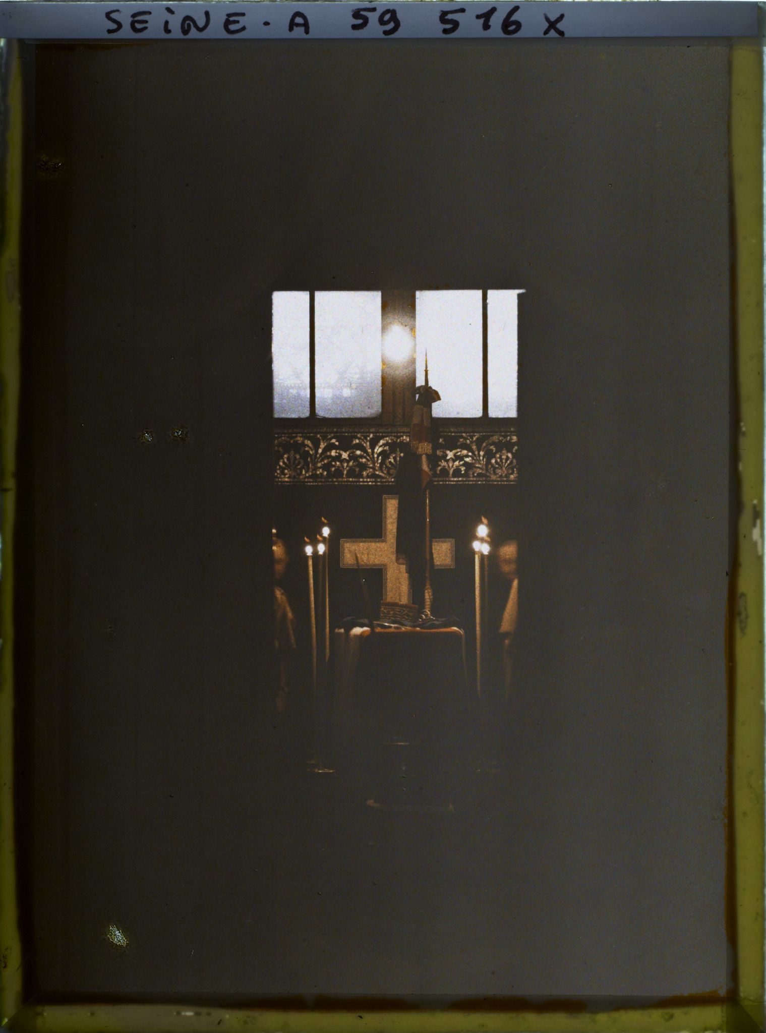 Image représentant Les obsèques du maréchal Foch, l'exposition du cercueil (chapelle ardente rue de Grenelle)