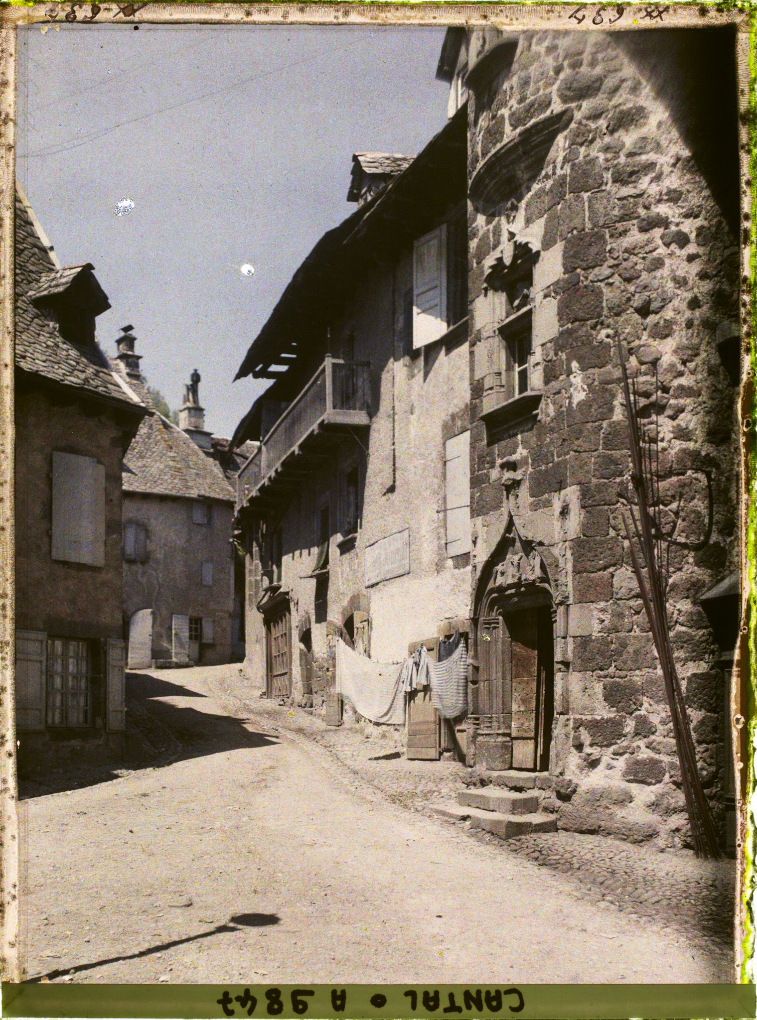 Image représentant Une partie de la maison dite des Princes de Monaco, place de Monaco