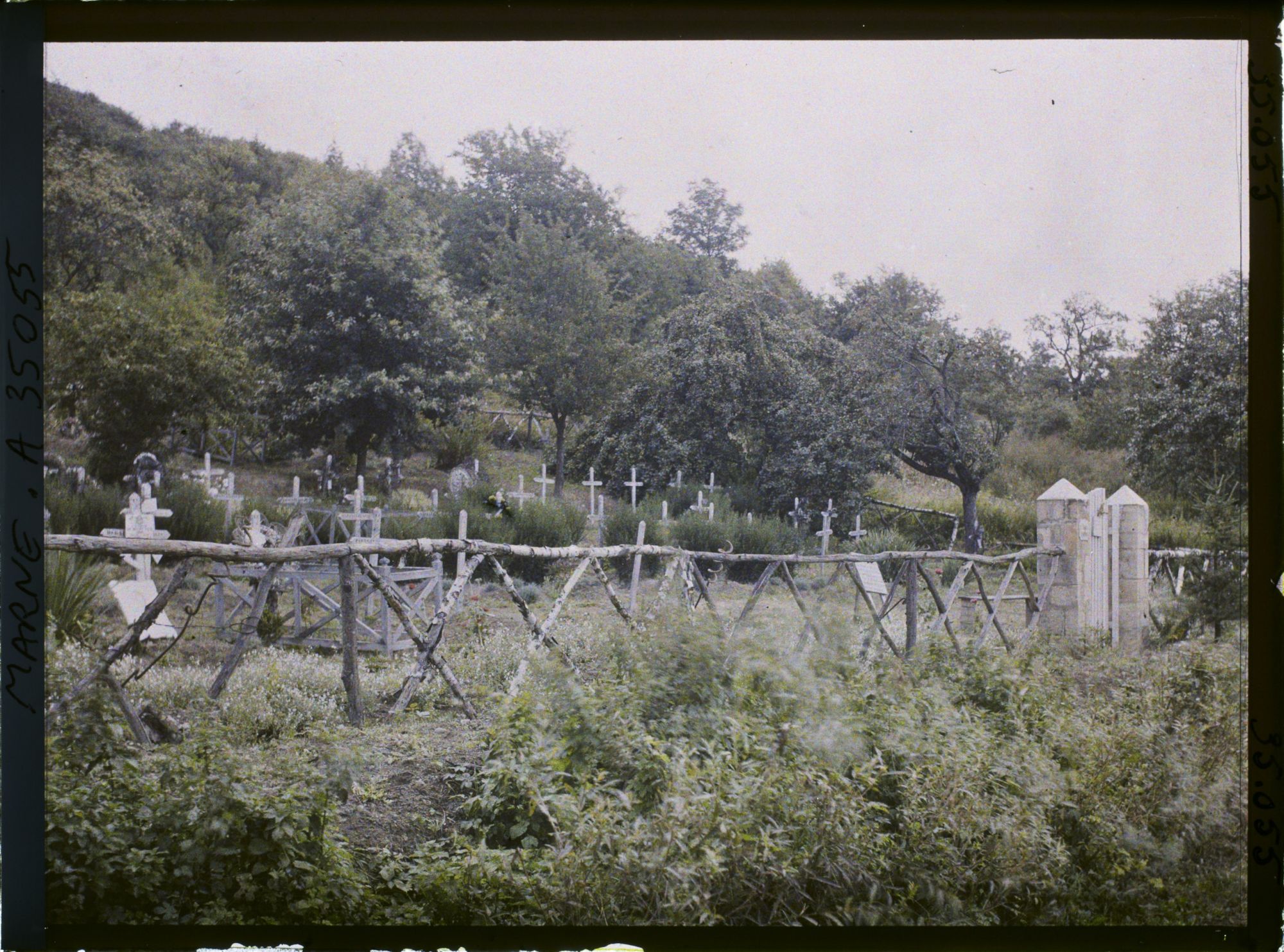 Image représentant France, St Thomas (Marne), Cimetière N° 1 à St Thomas (Marne)